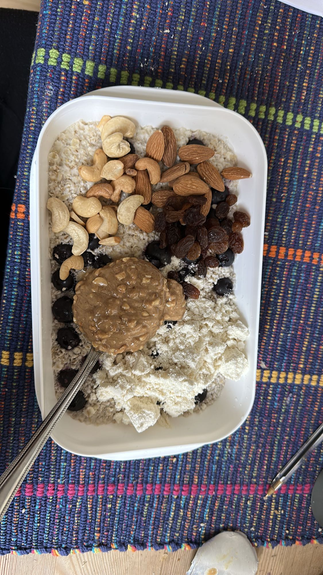 Havregrynsblandning med nötter