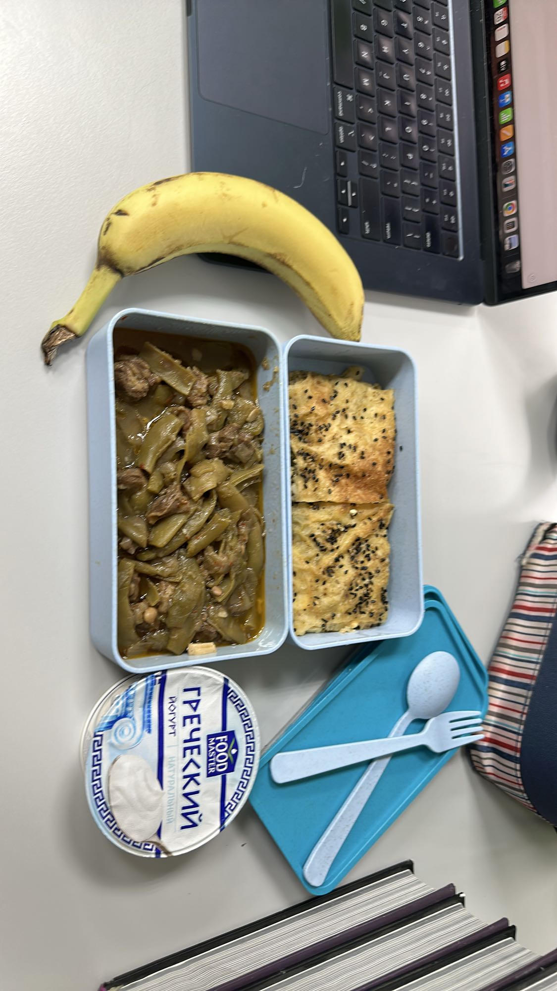 Lunch with stew and bread