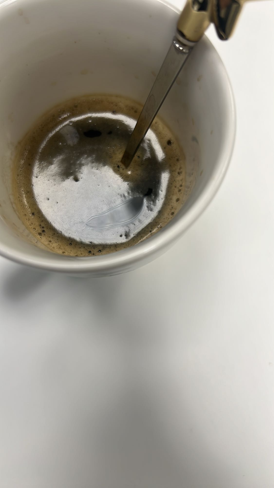 Cafea neagră simplă