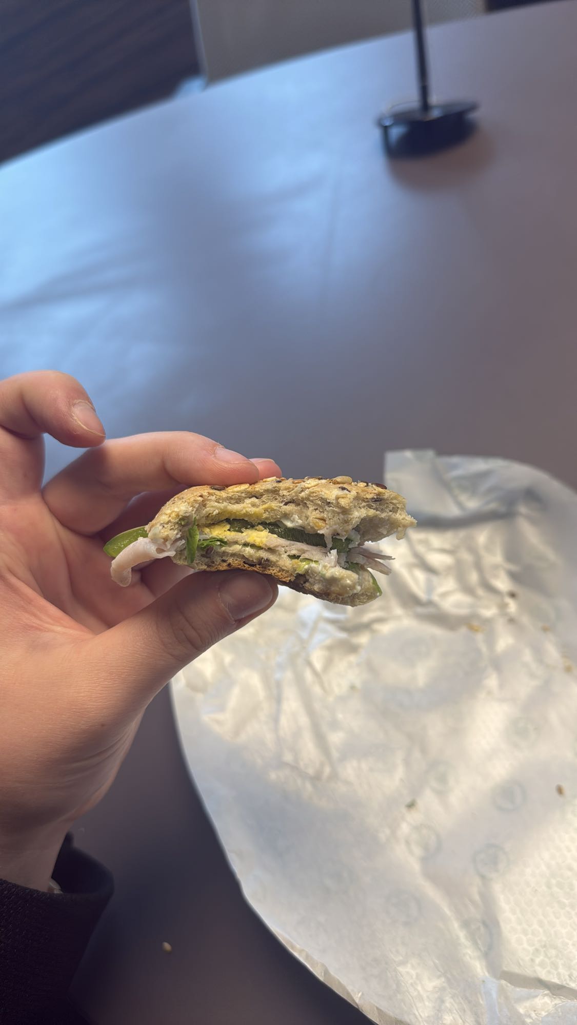 Fitnessstange mit Putenschinken