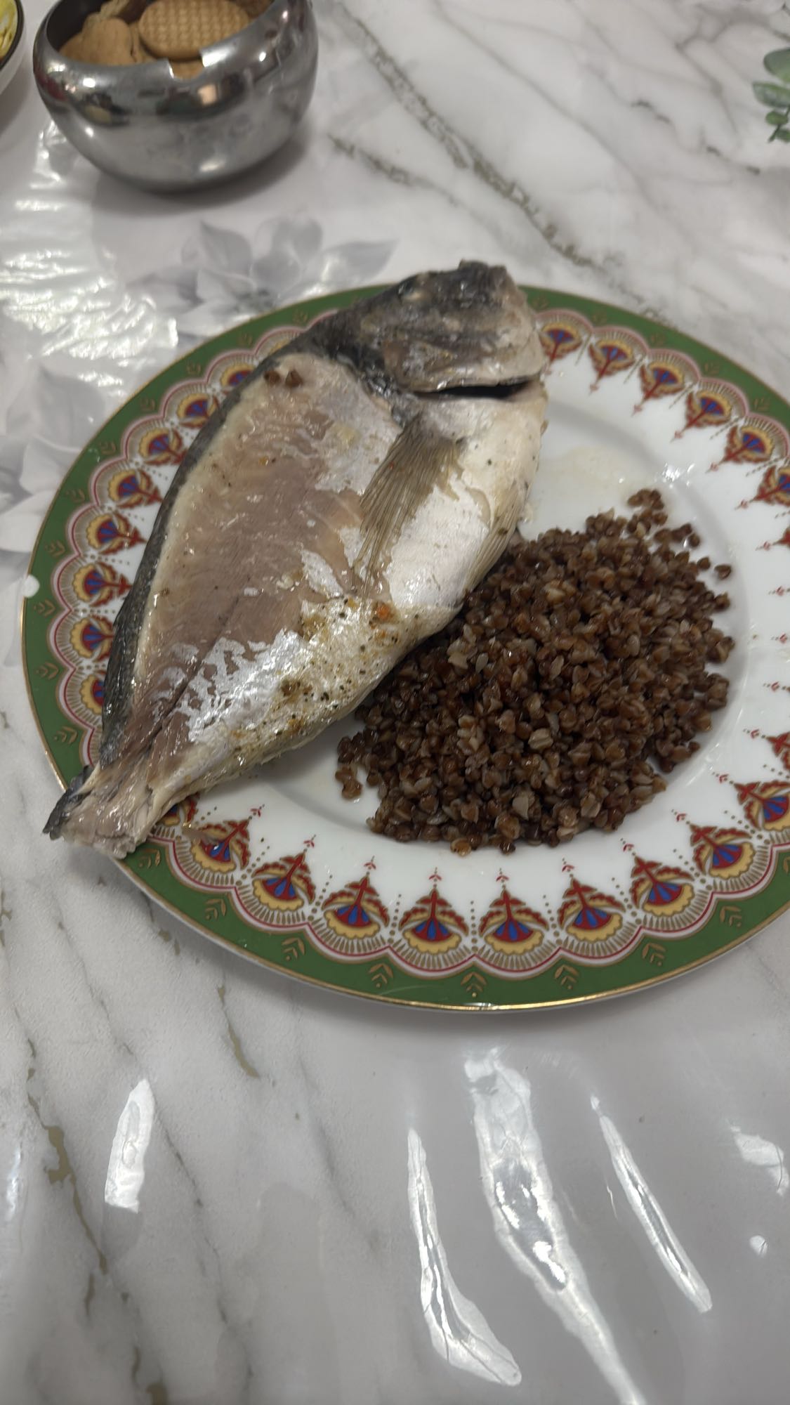 рыба с гречкой
