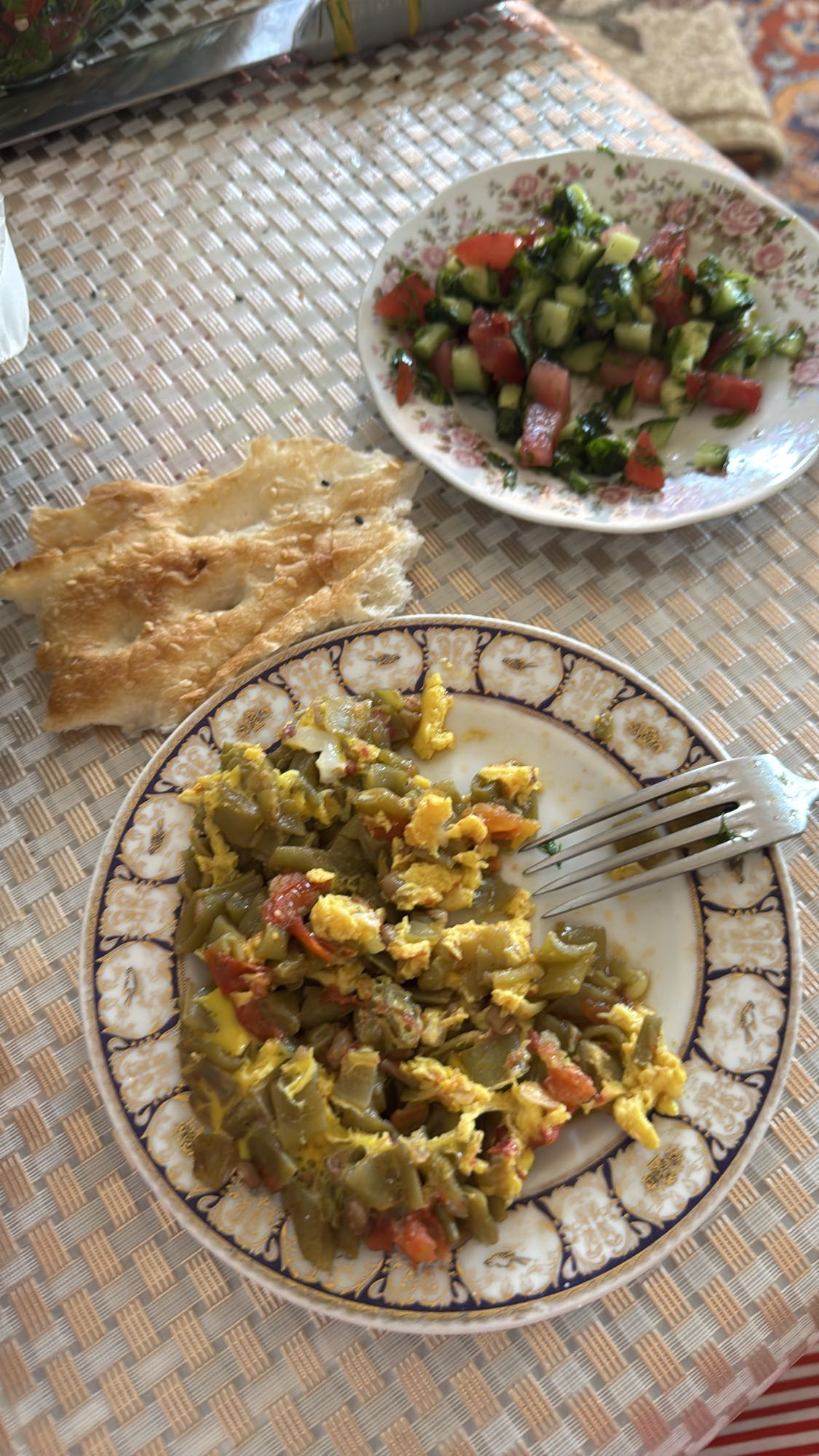 Zeytinyağlı fasulye ve salata