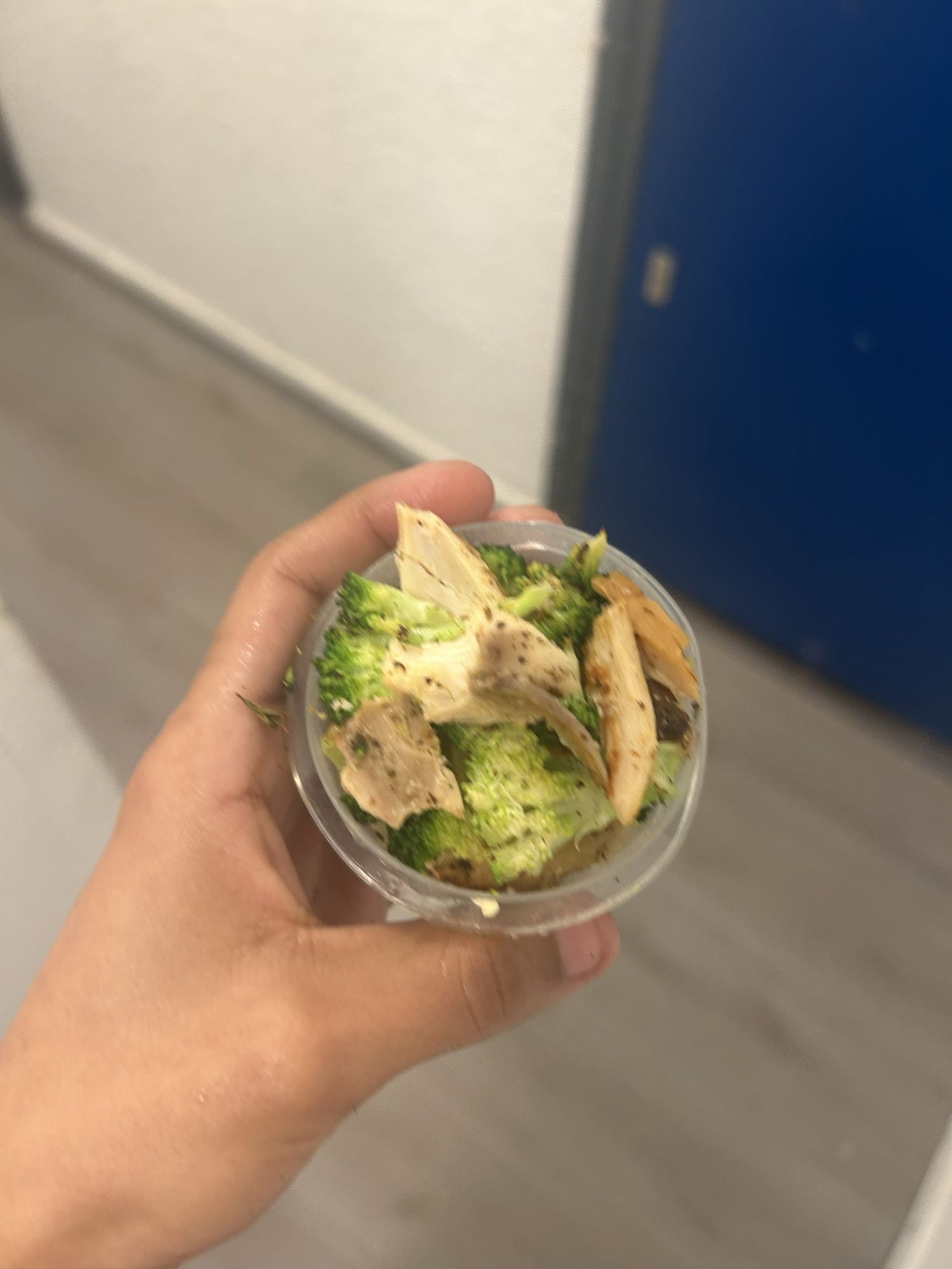 Chicken broccoli cup