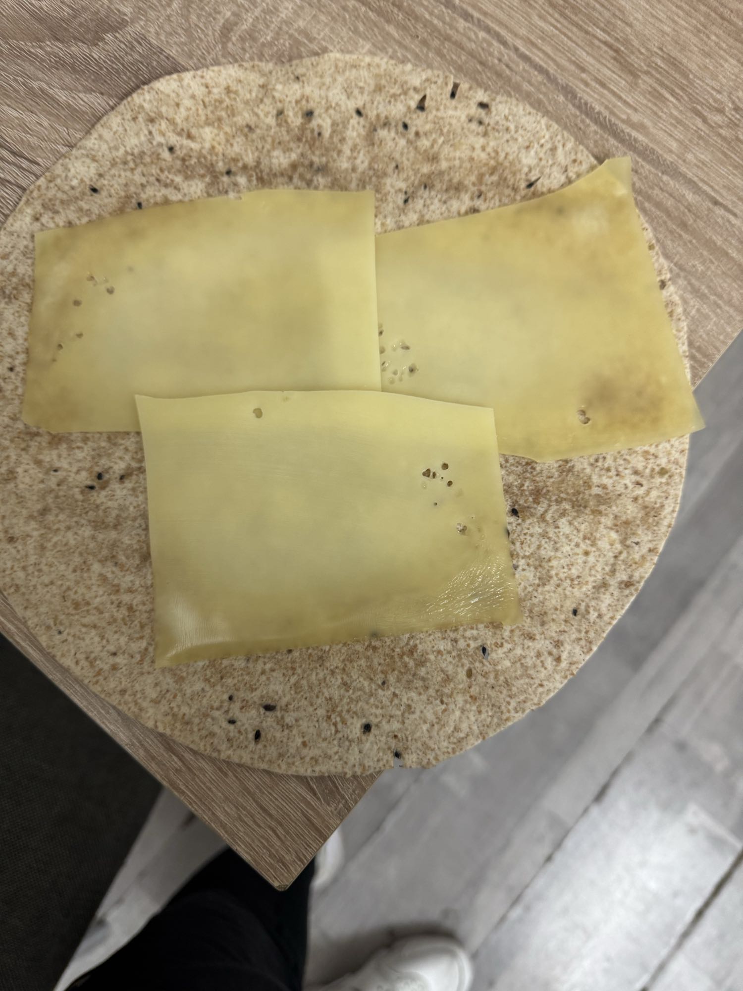 Dinkel wrap mit Käse Light