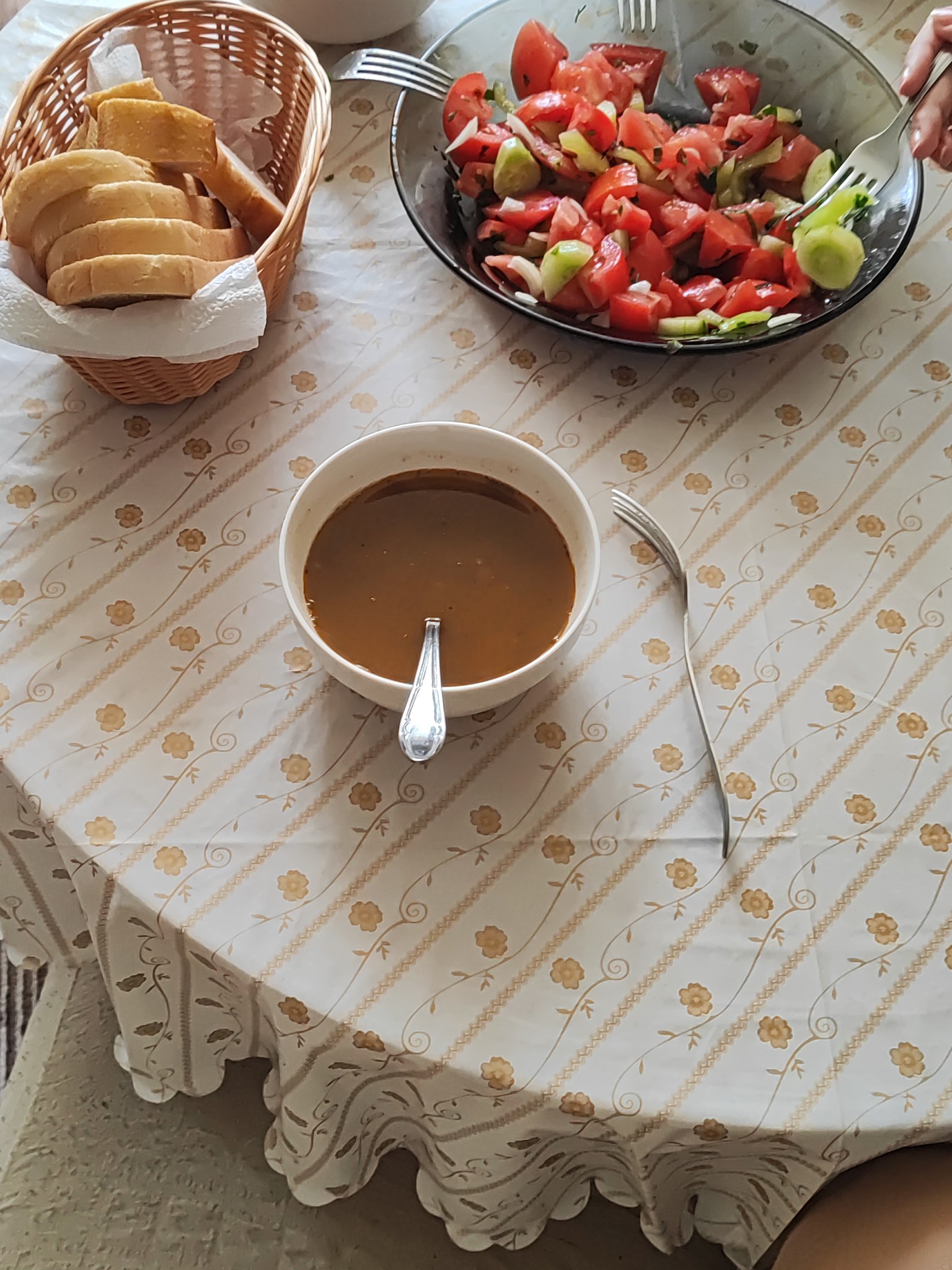 Soup, salad and bread