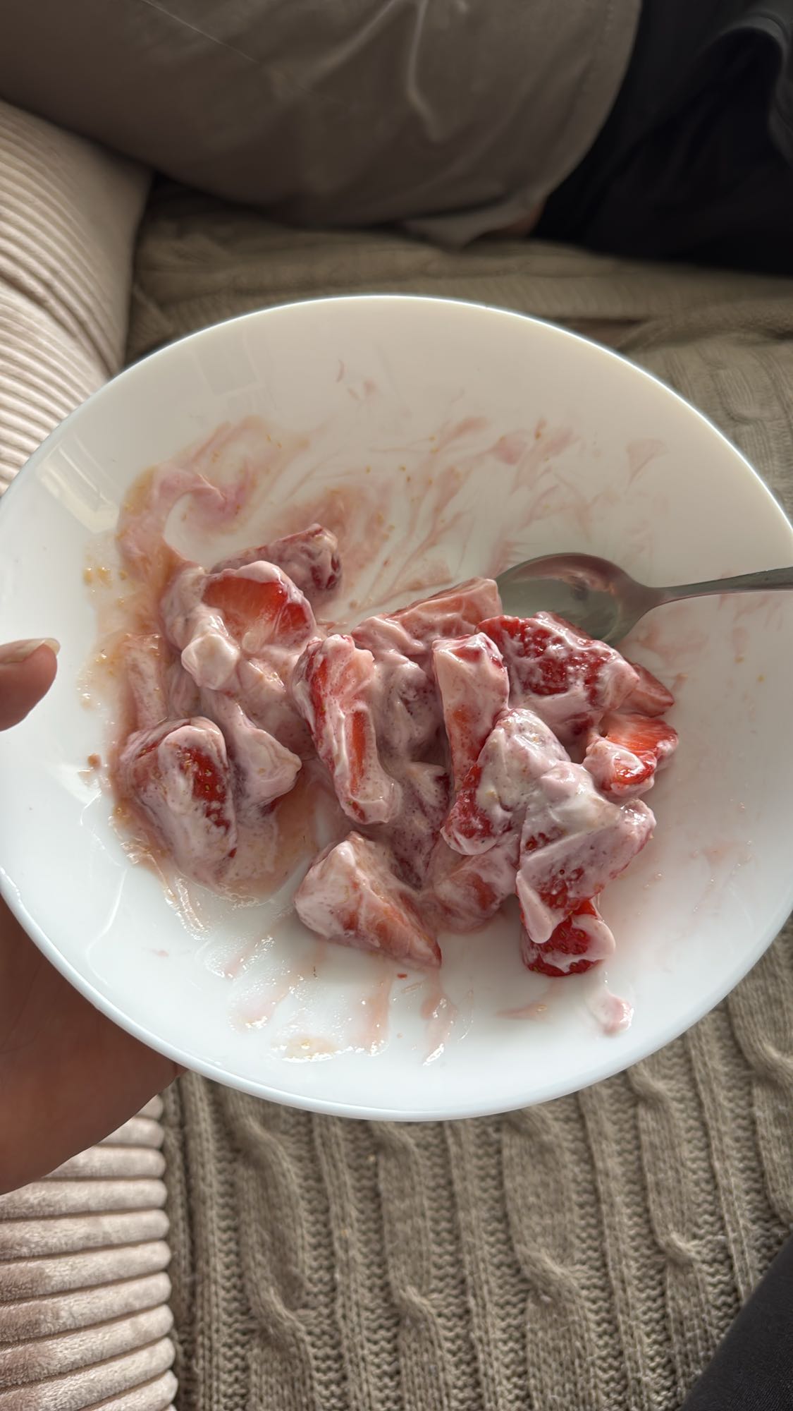 клубника с йогуртом