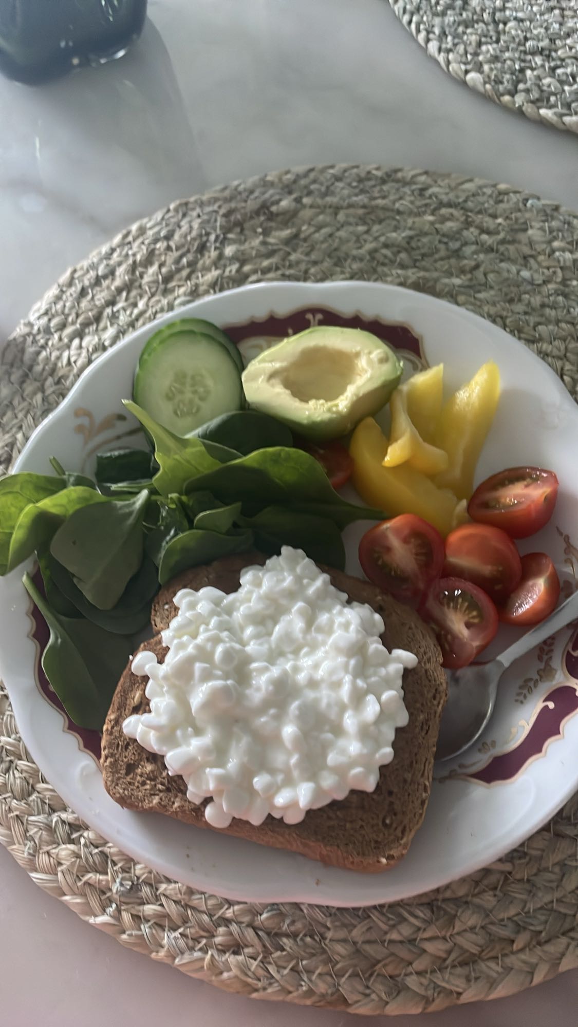 Kesomacka med grönsaker