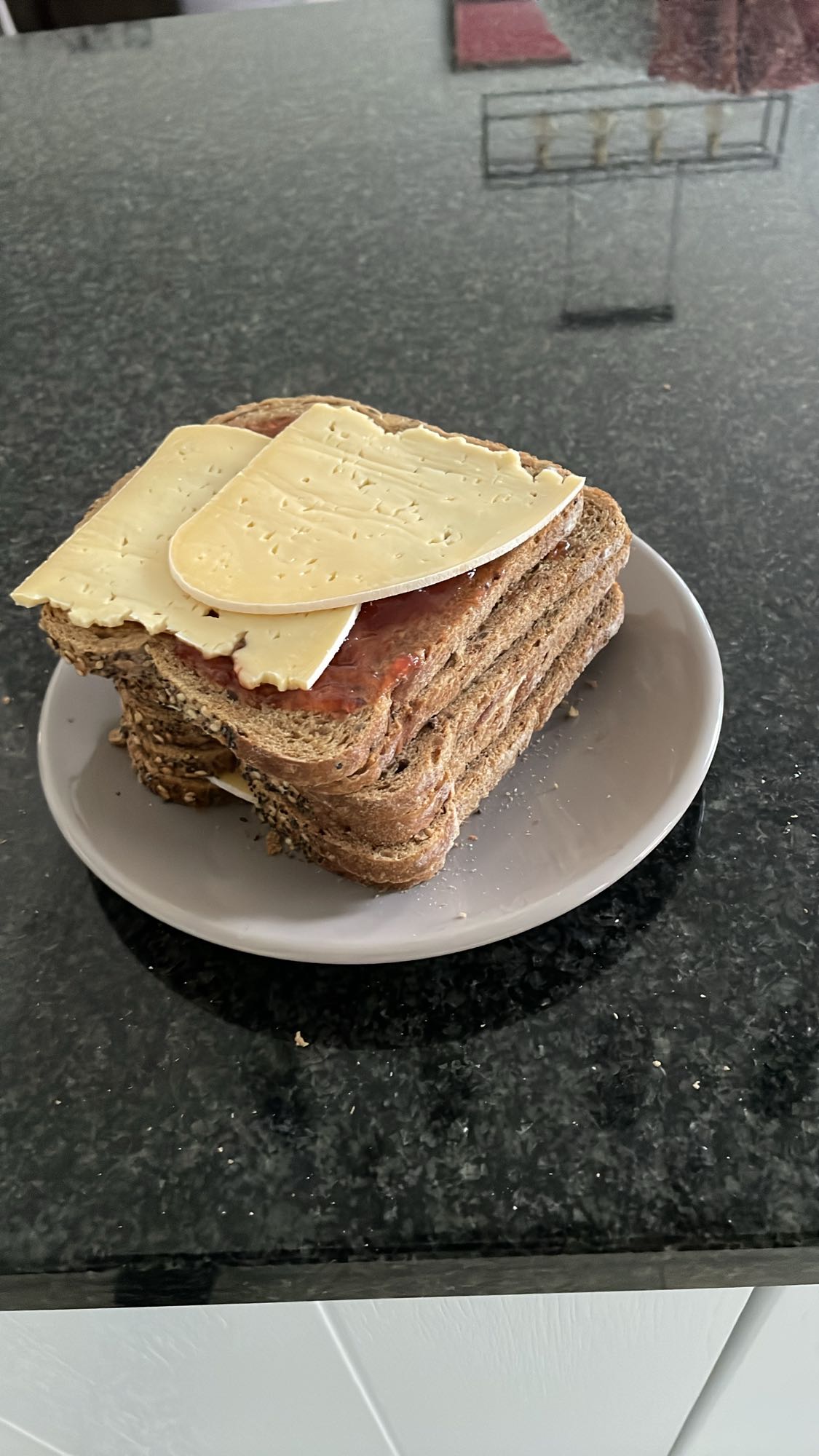 Kaas en jam sandwich