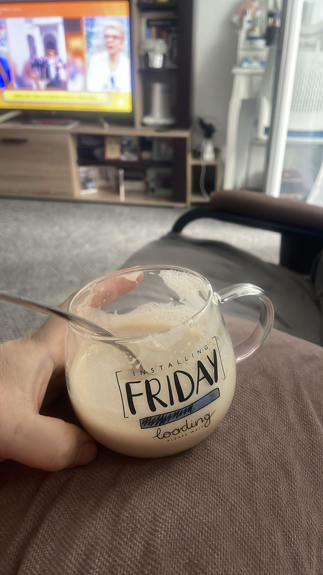 cafea cu lapte spumat