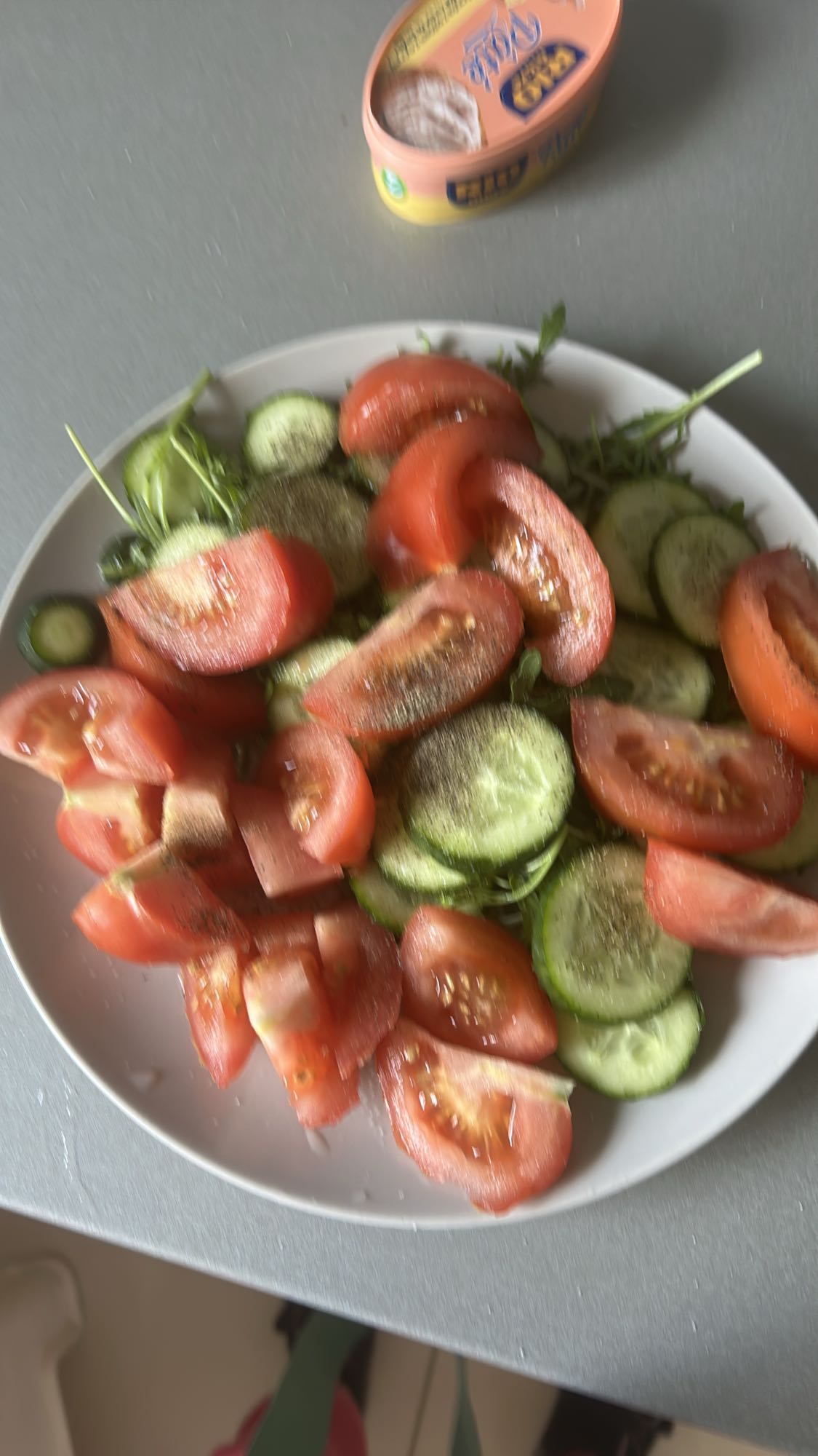 Sałatka z tuńczykiem