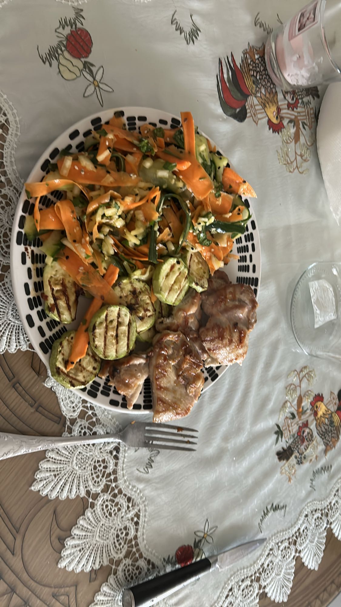 Pui cu legume la grătar