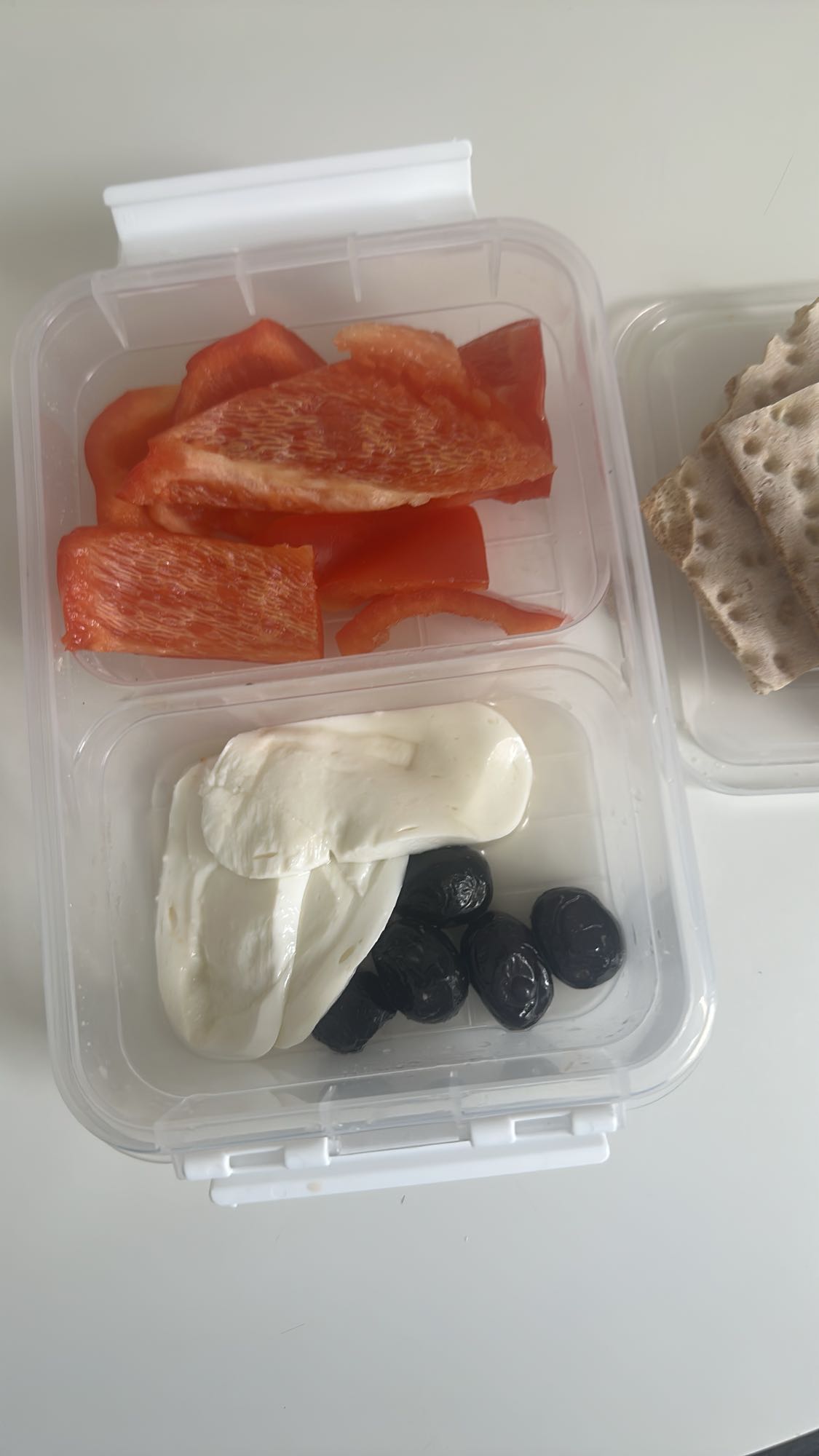 Peynirli biberli atıştırmalık