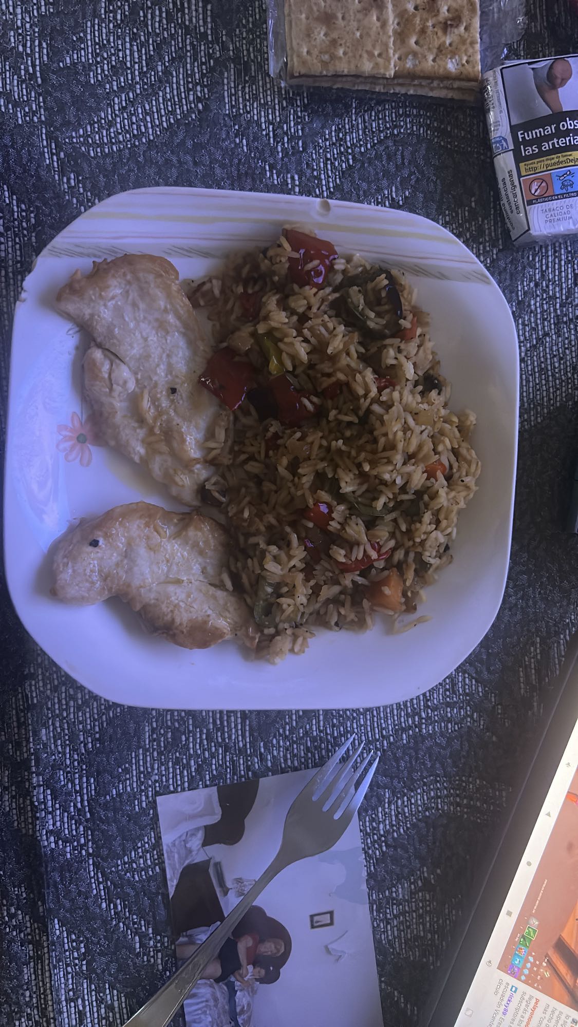 Pollo con arroz salteado