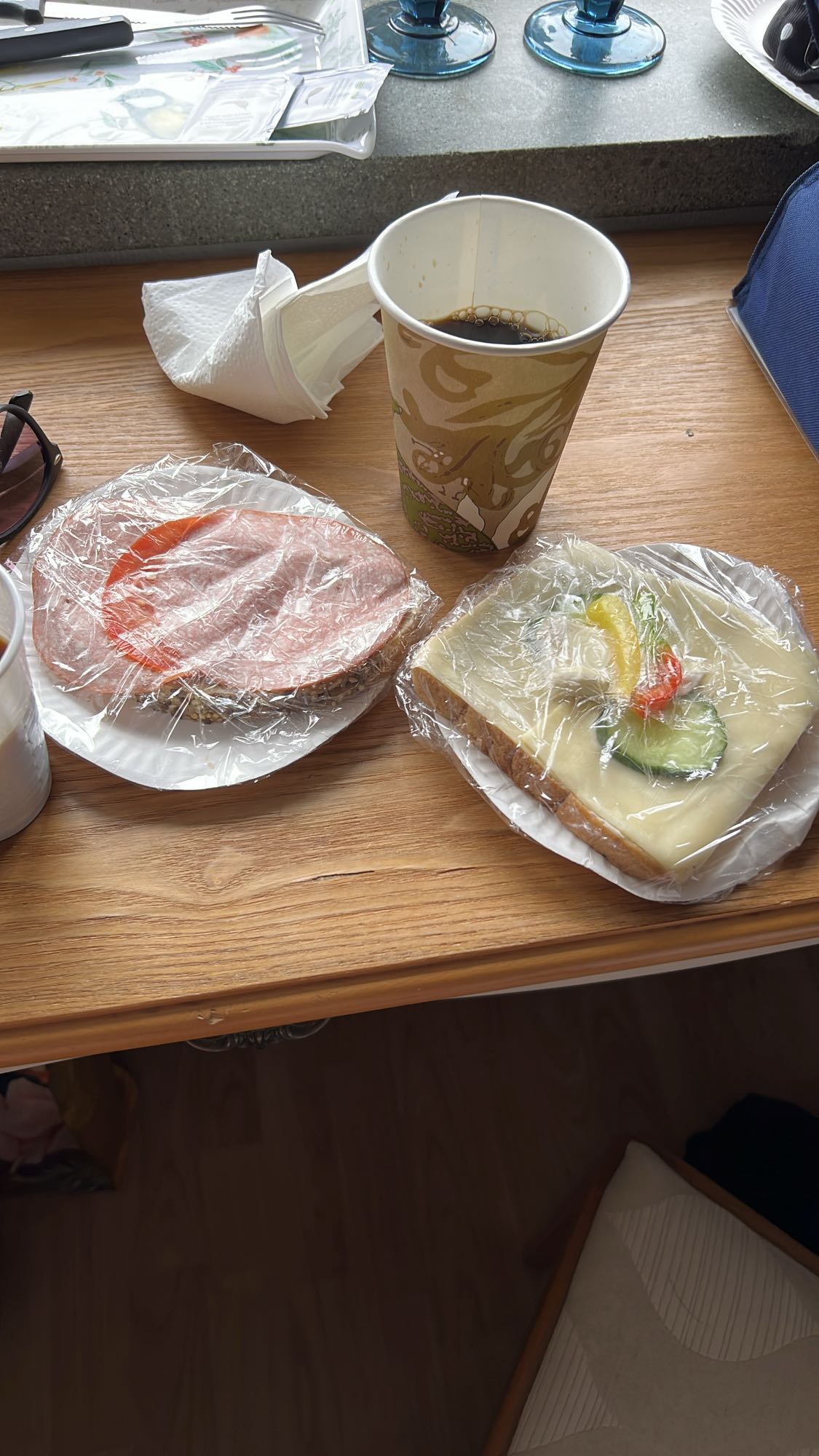 Smörgåsar och kaffe