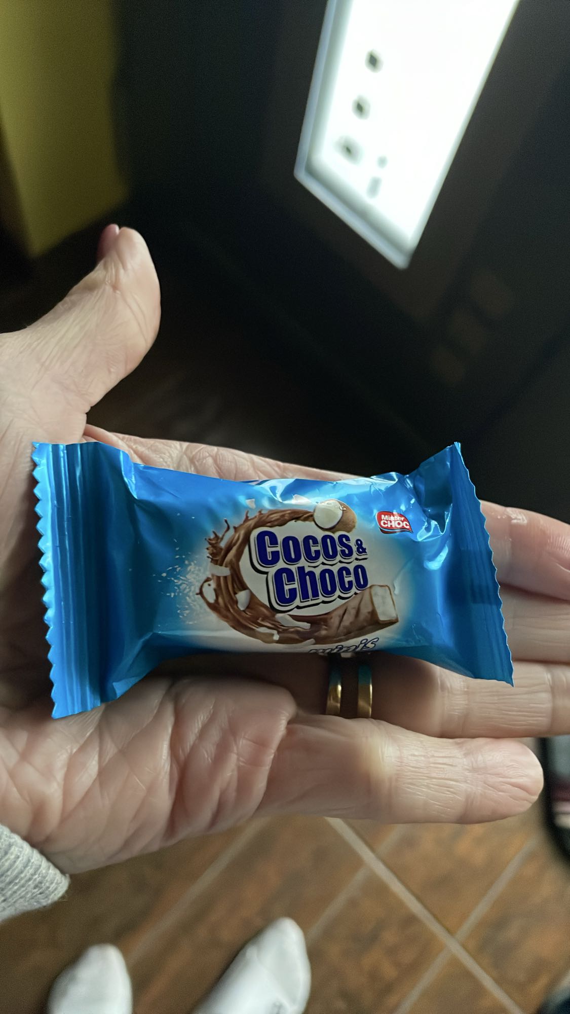 Baton cocos și ciocolată