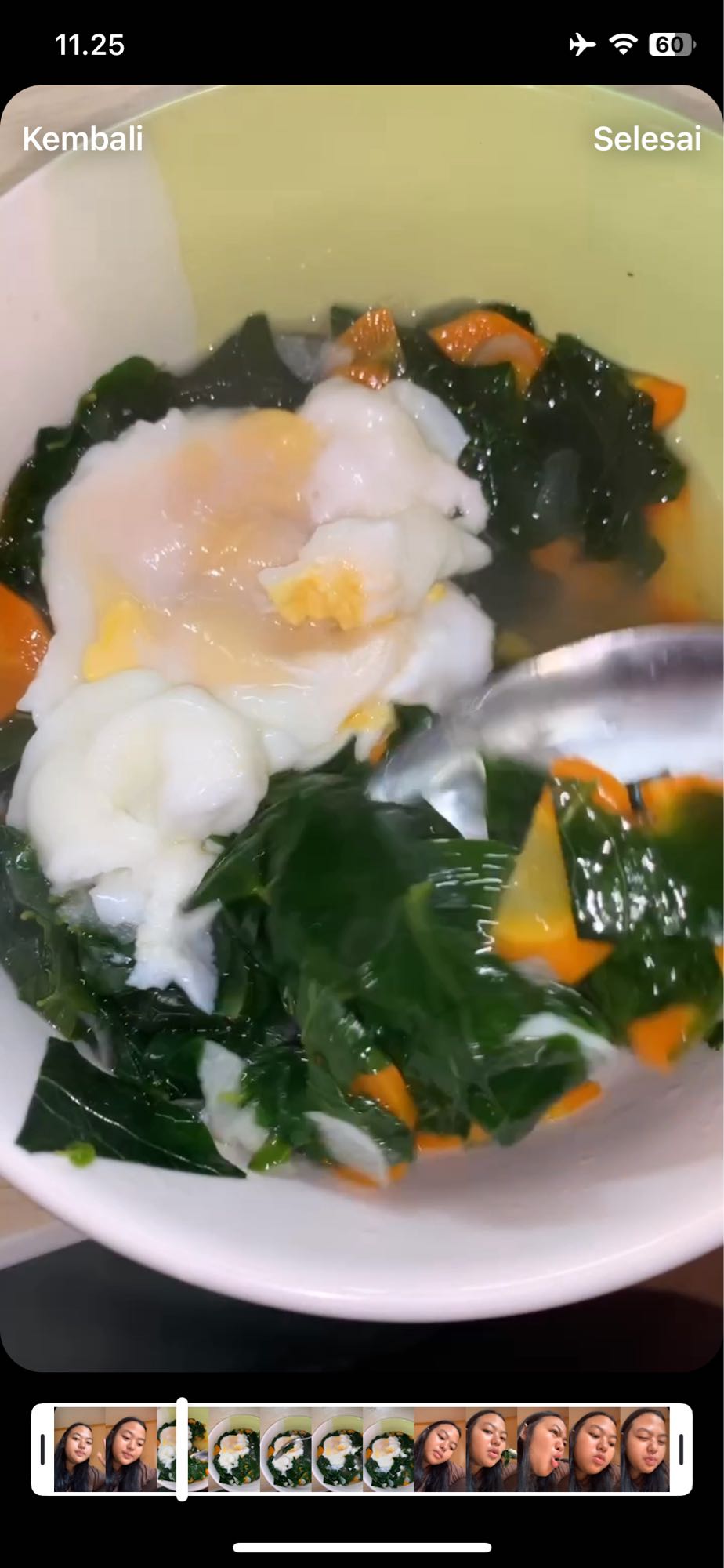 Sayur dan telur rebus