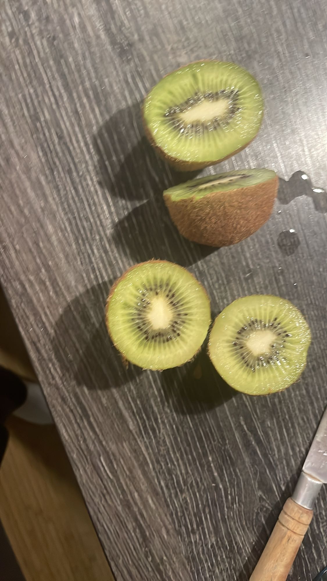 kiwi frais tranché