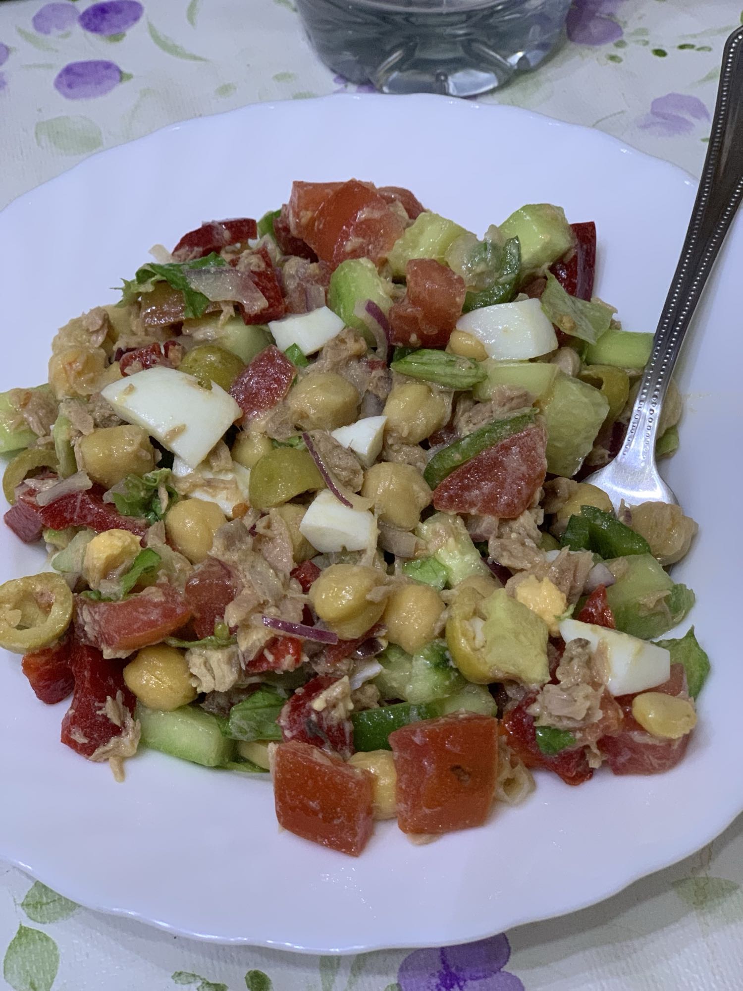 Ensalada de garbanzos y atún