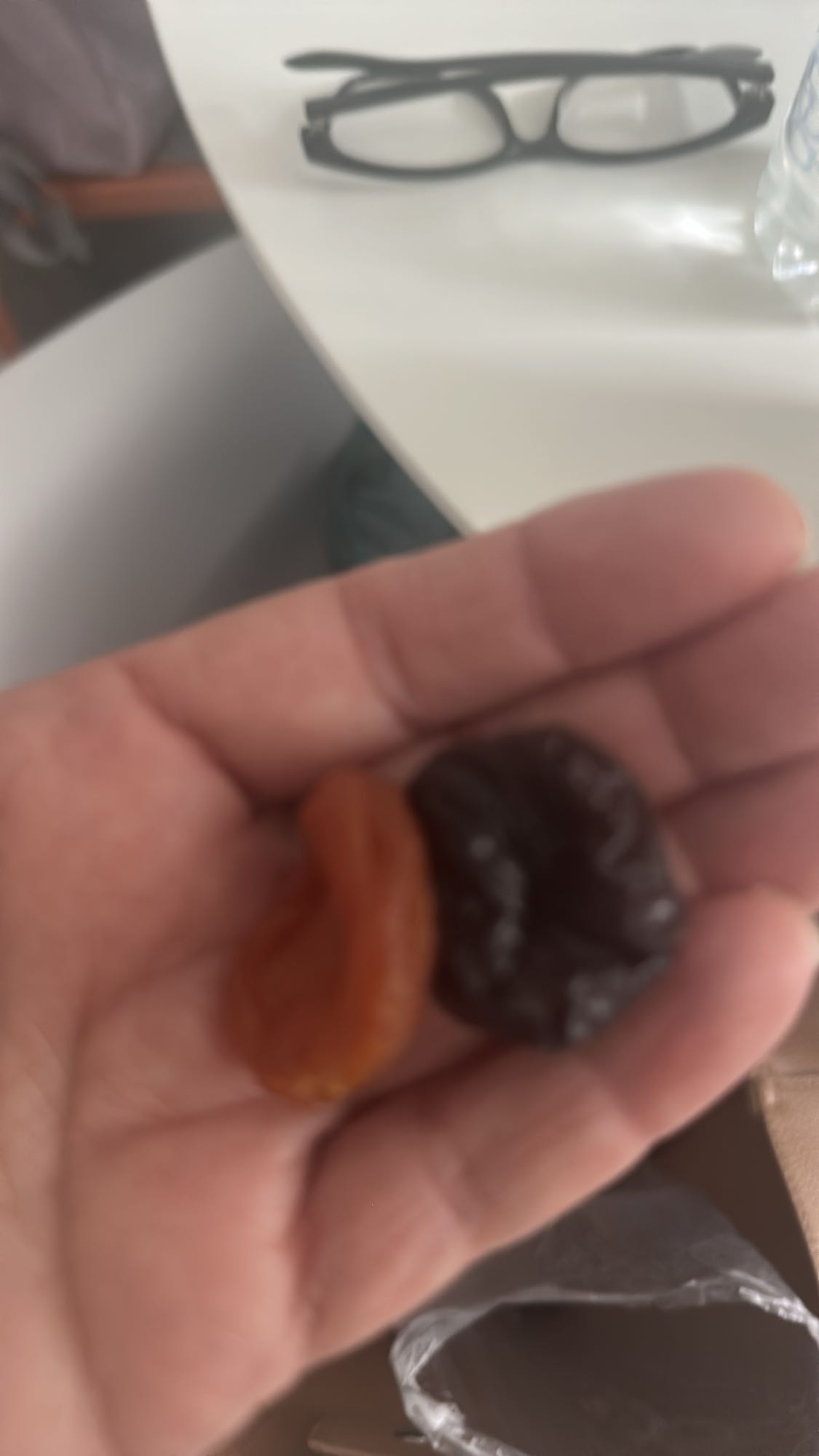 Kuru meyve atıştırmalık