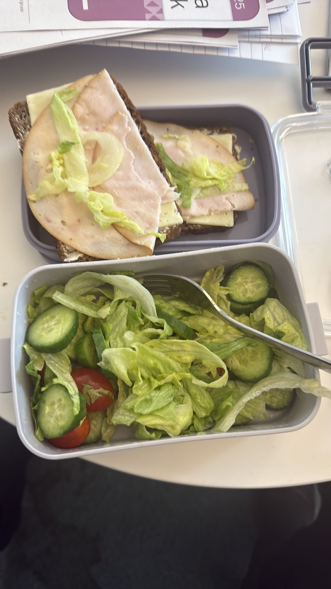 Smörgås och salladslunch