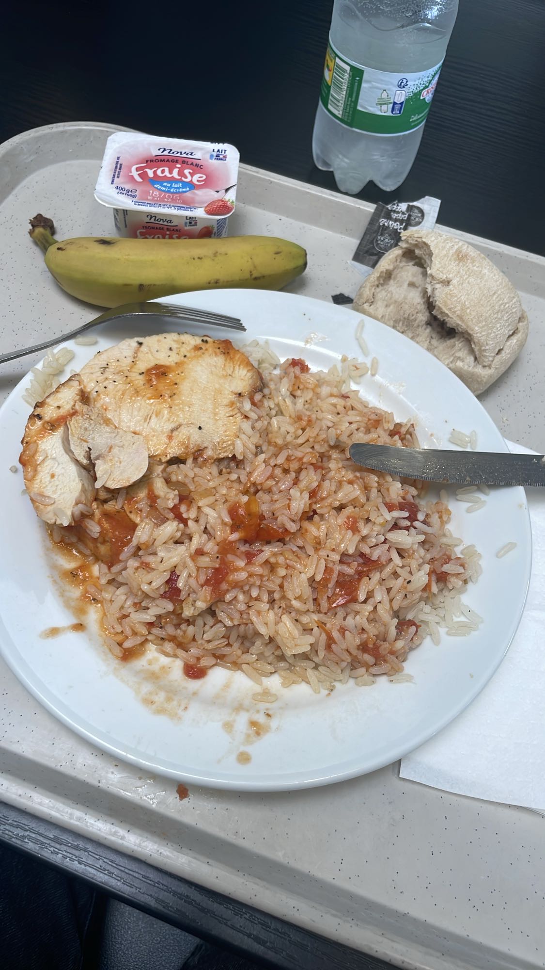 Poulet riz, pain, banane