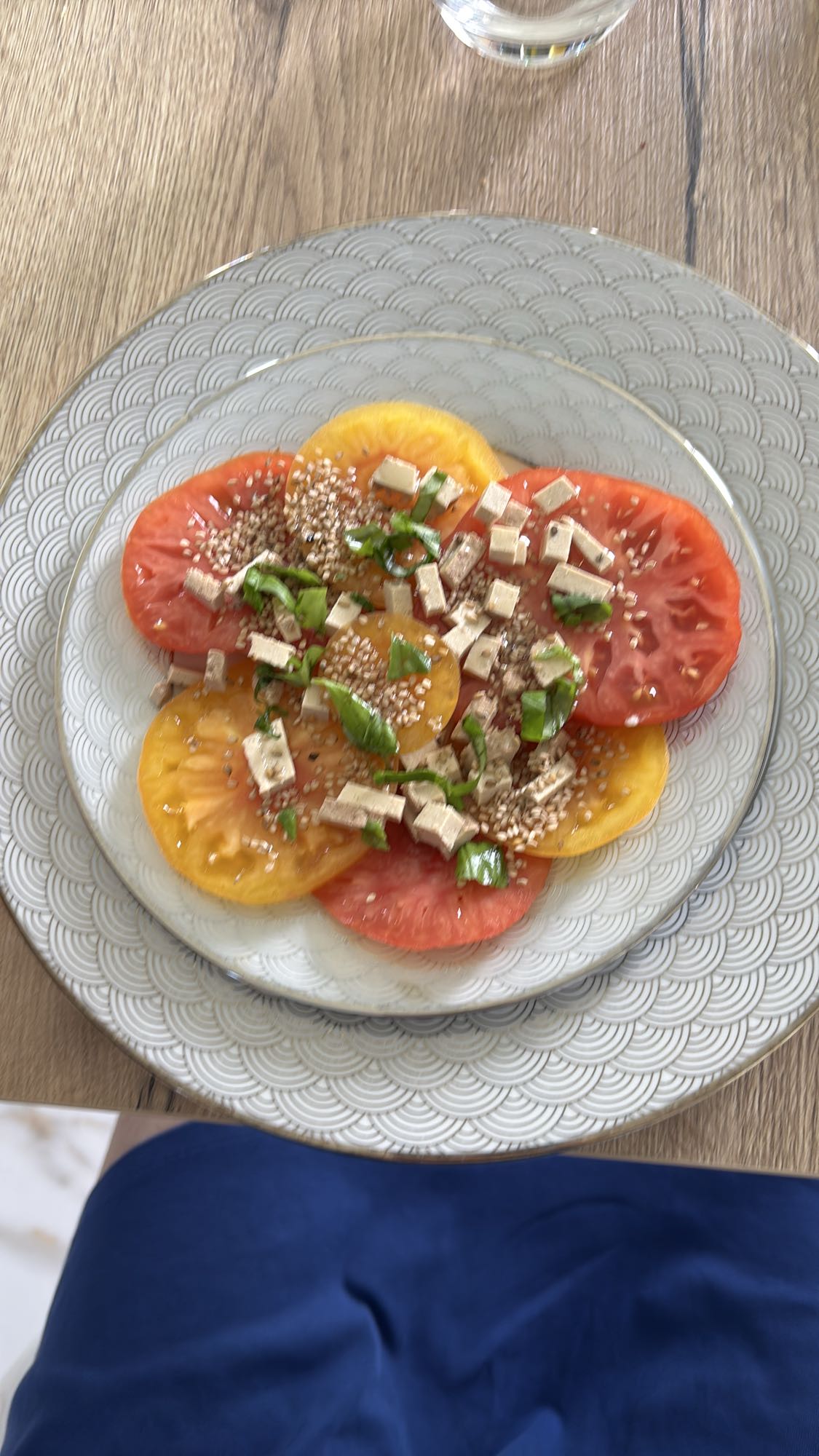 Salade tomate tofu sésame