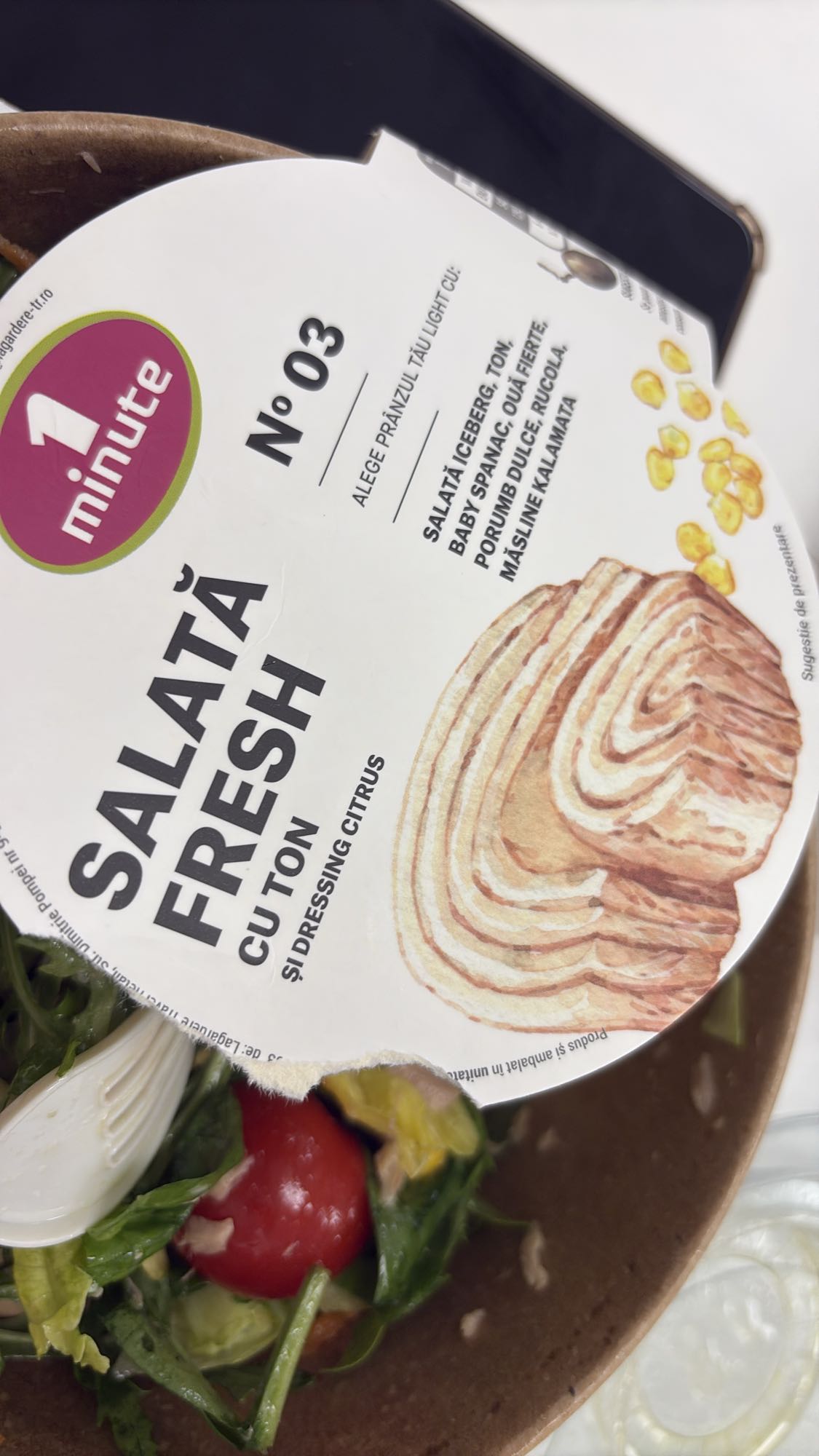 Salată fresh cu ton