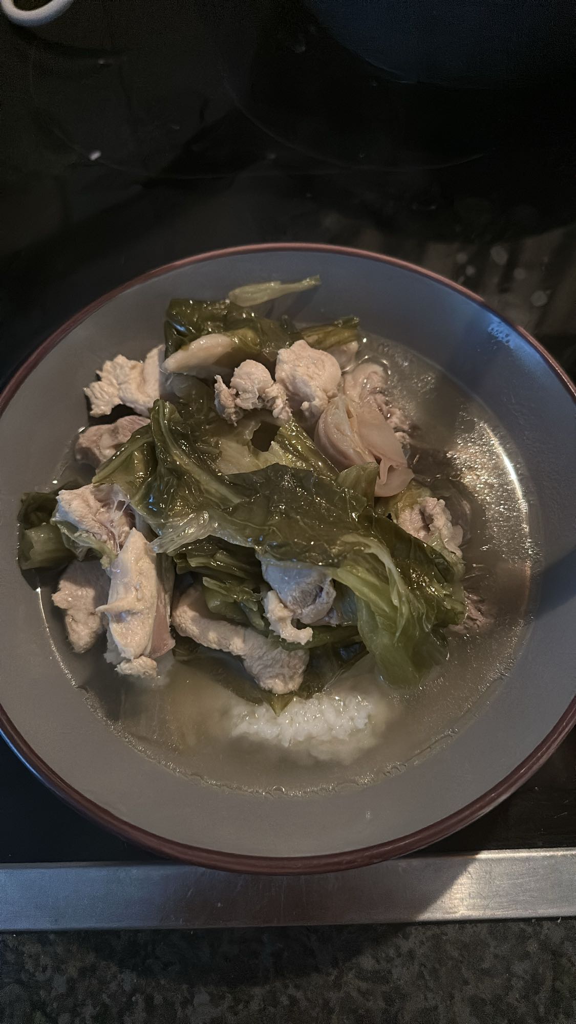 kip en groente soep met rijst