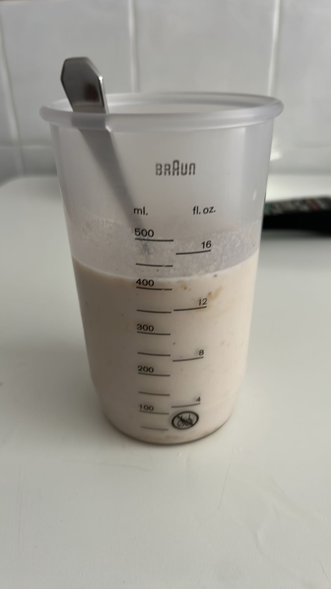 batido de proteína con leche semidesnatada