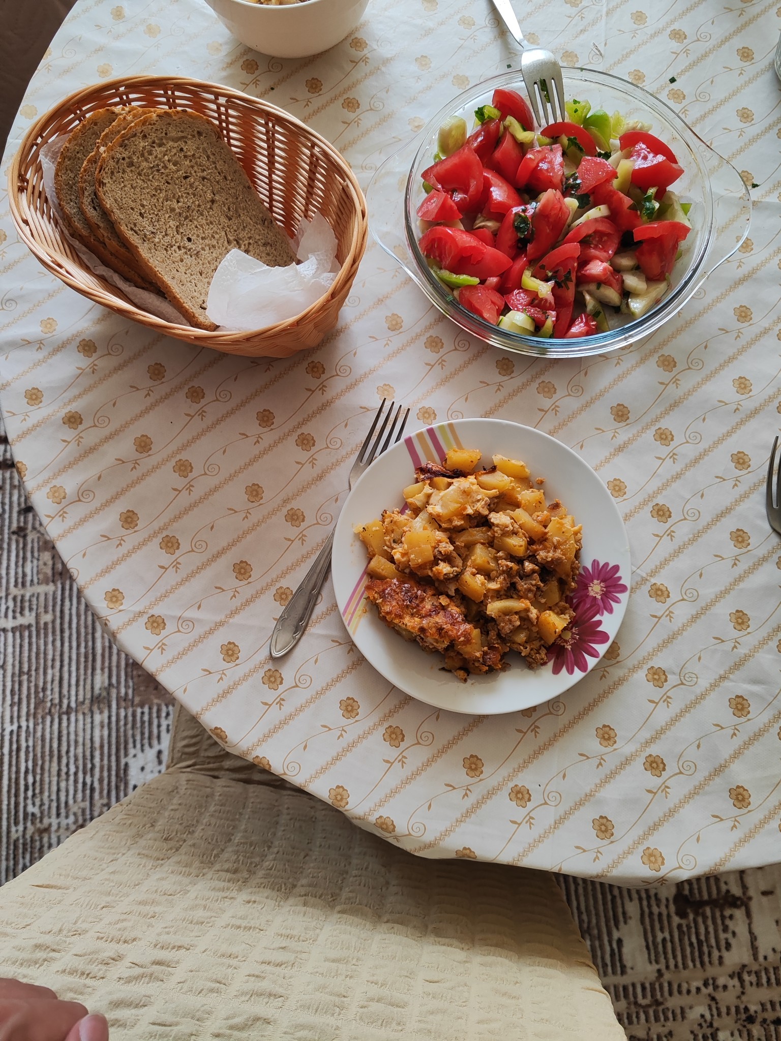Baked potato casserole & salad