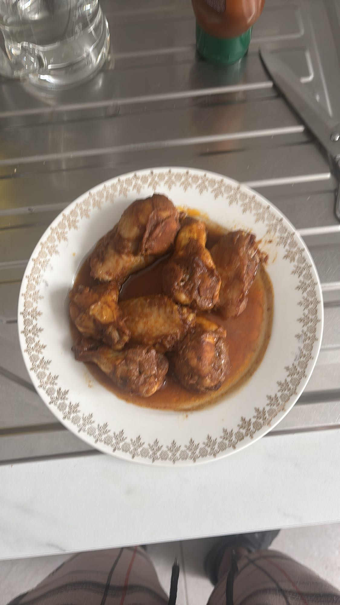 Pollo guisado