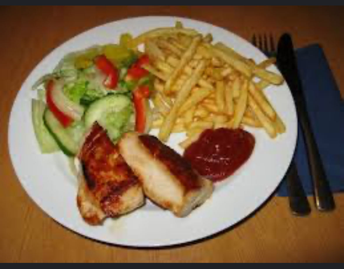 Kip, friet en salade