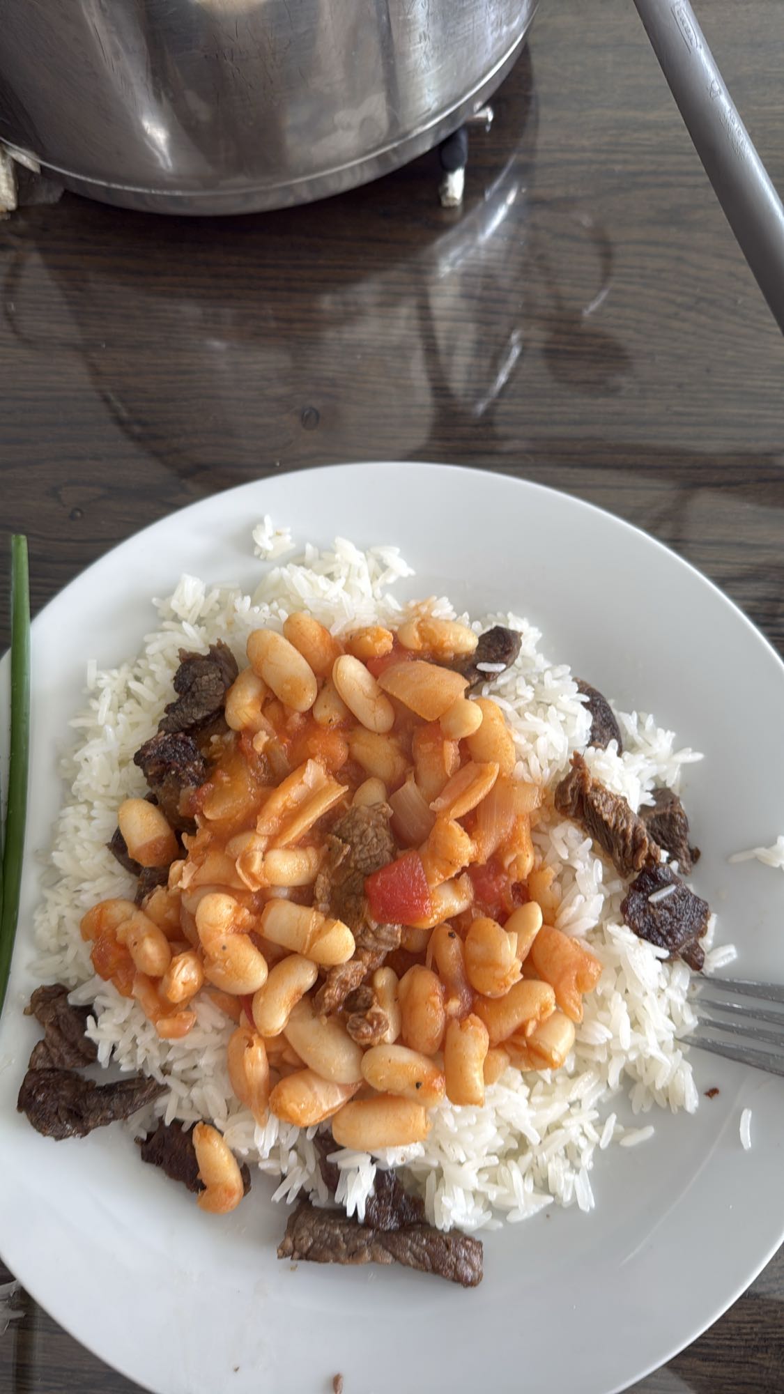 Ris med bönor och kött