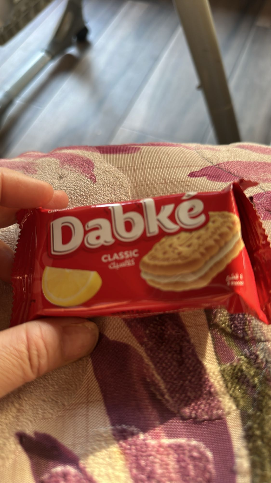 Dabke Lemon Biscuit