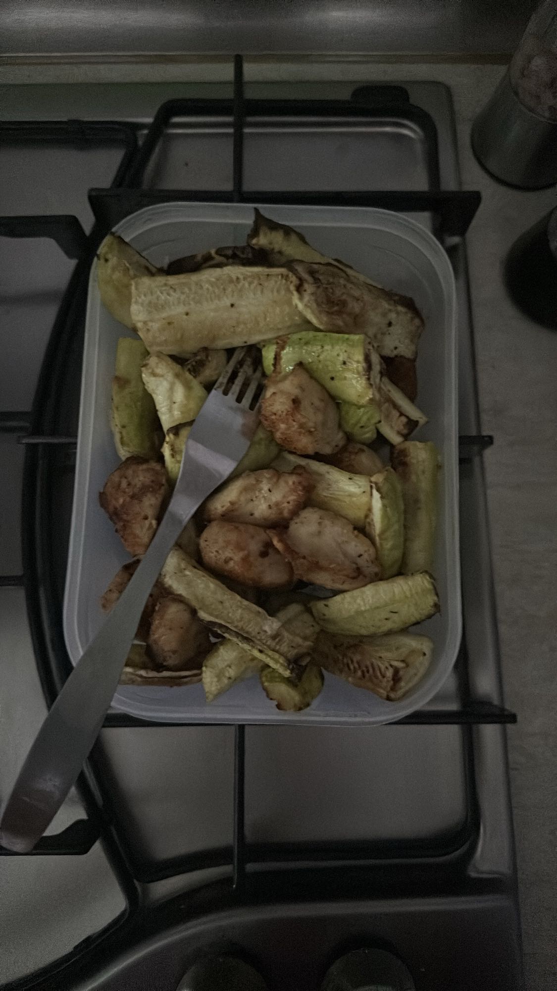 Piept de pui cu dovlecei