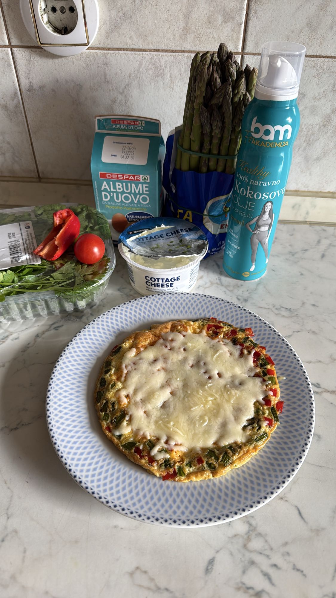 Veggie Egg White Omelette