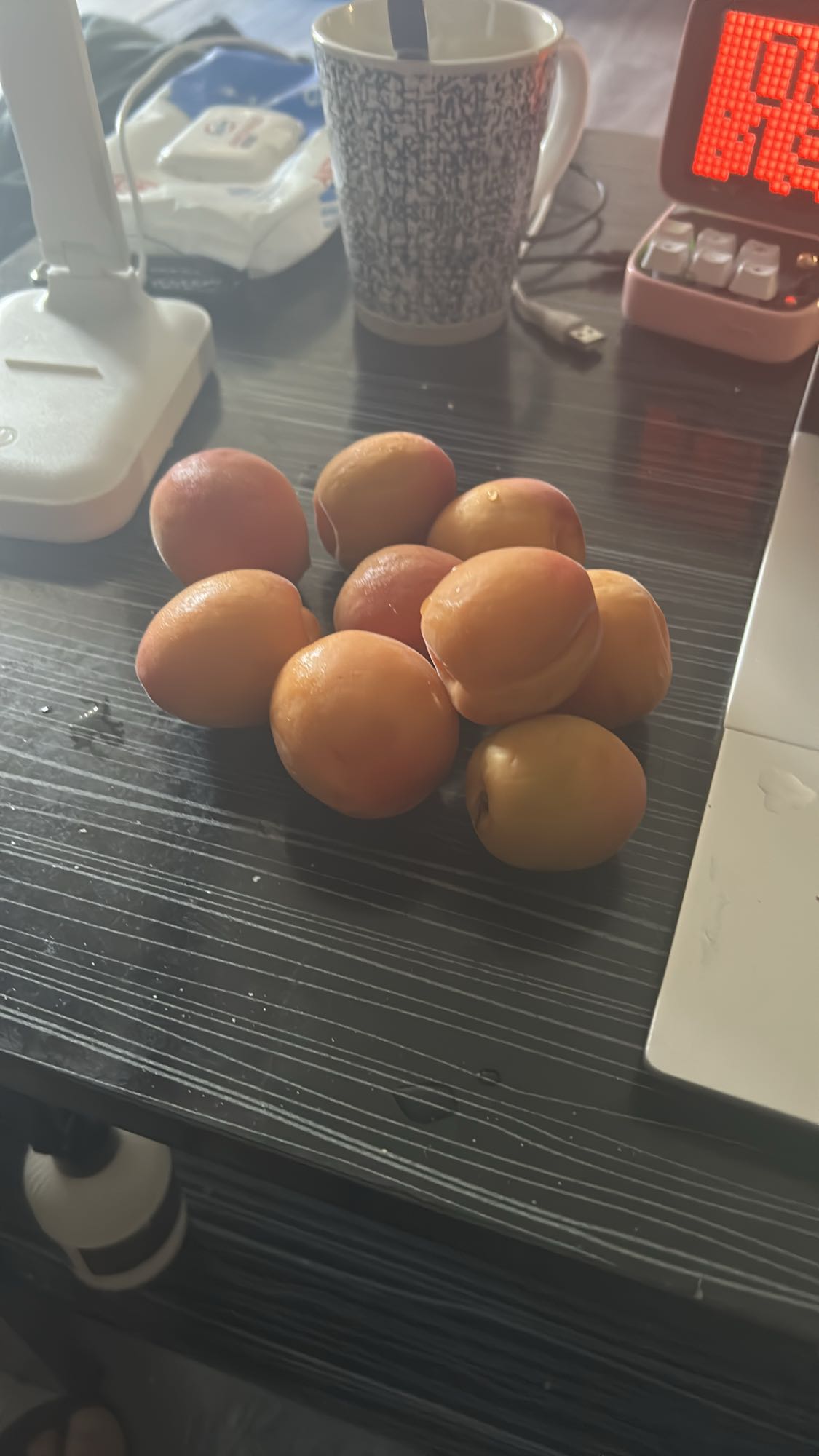 Fresh Apricots Snack