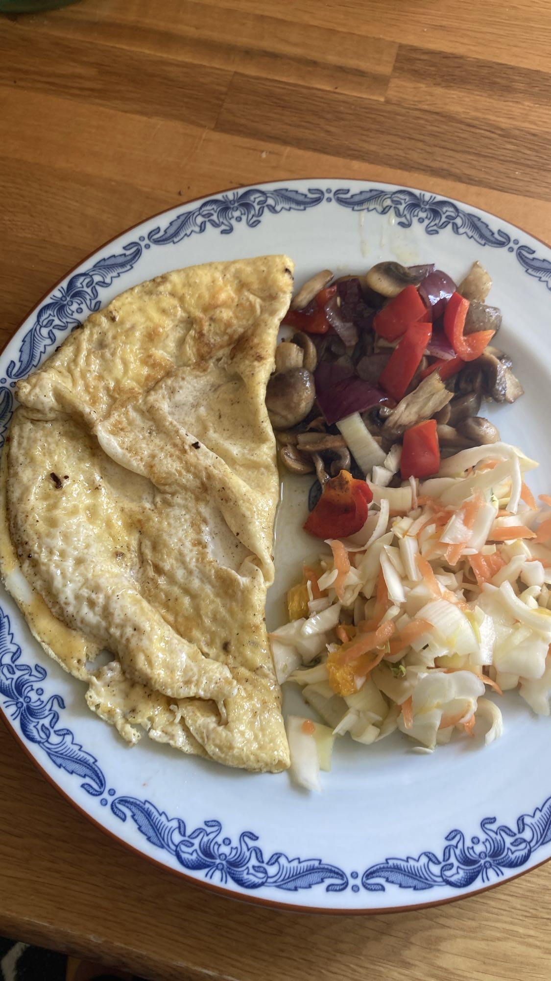 Omelett med grönsaker