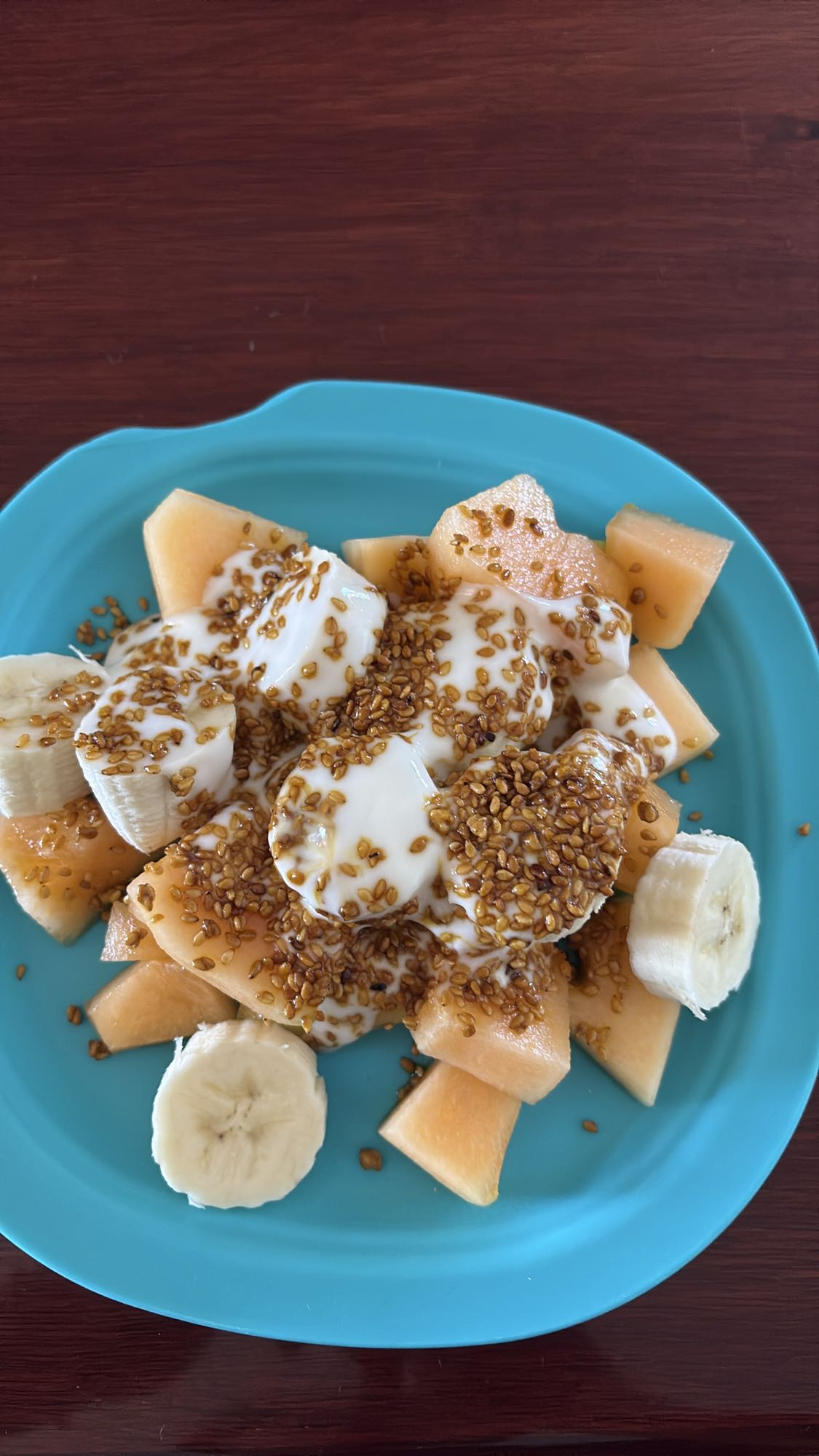 Fruta con yogur y semillas