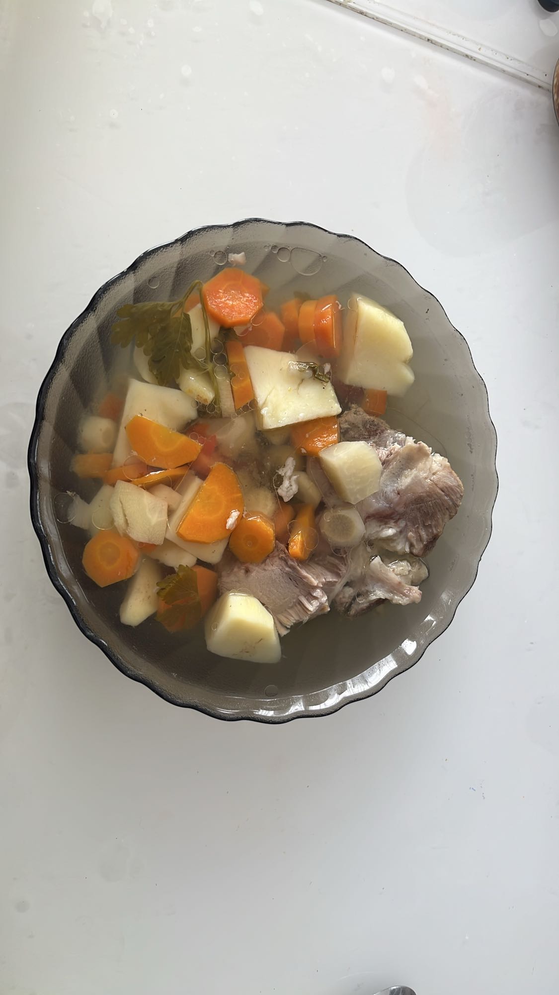 Supă de legume cu carne