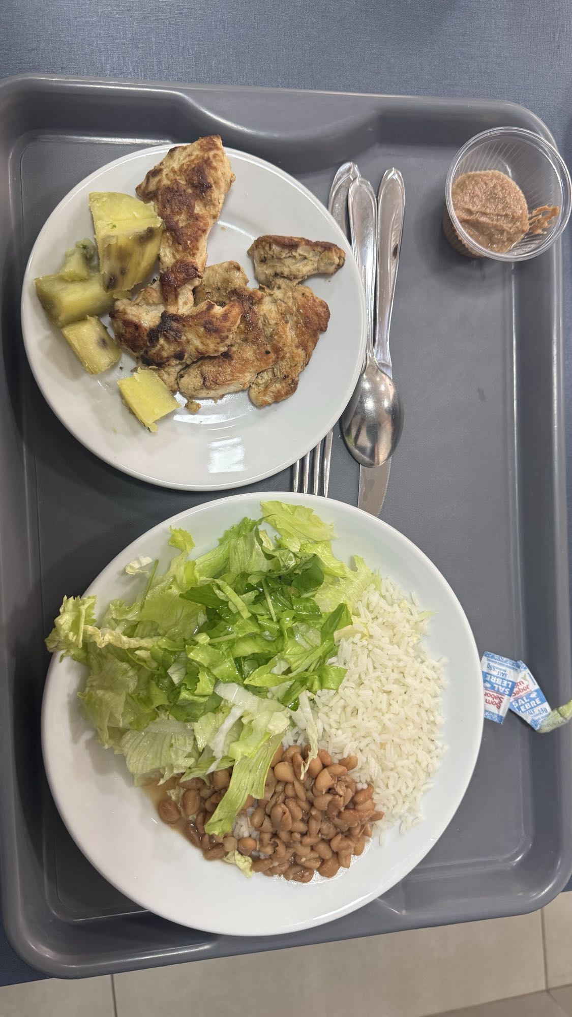 Frango grelhado com arroz