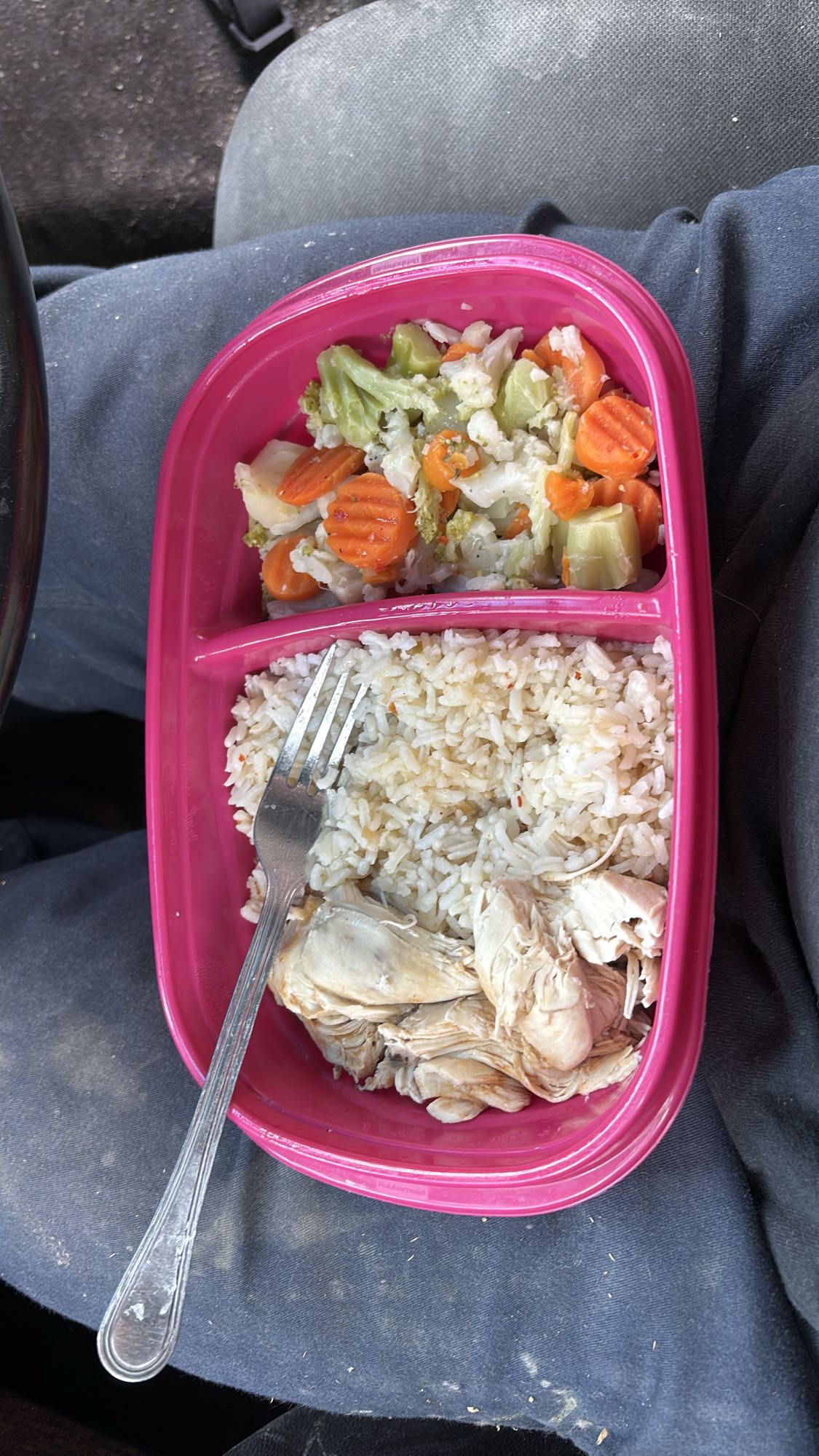 Poulet, riz et légumes