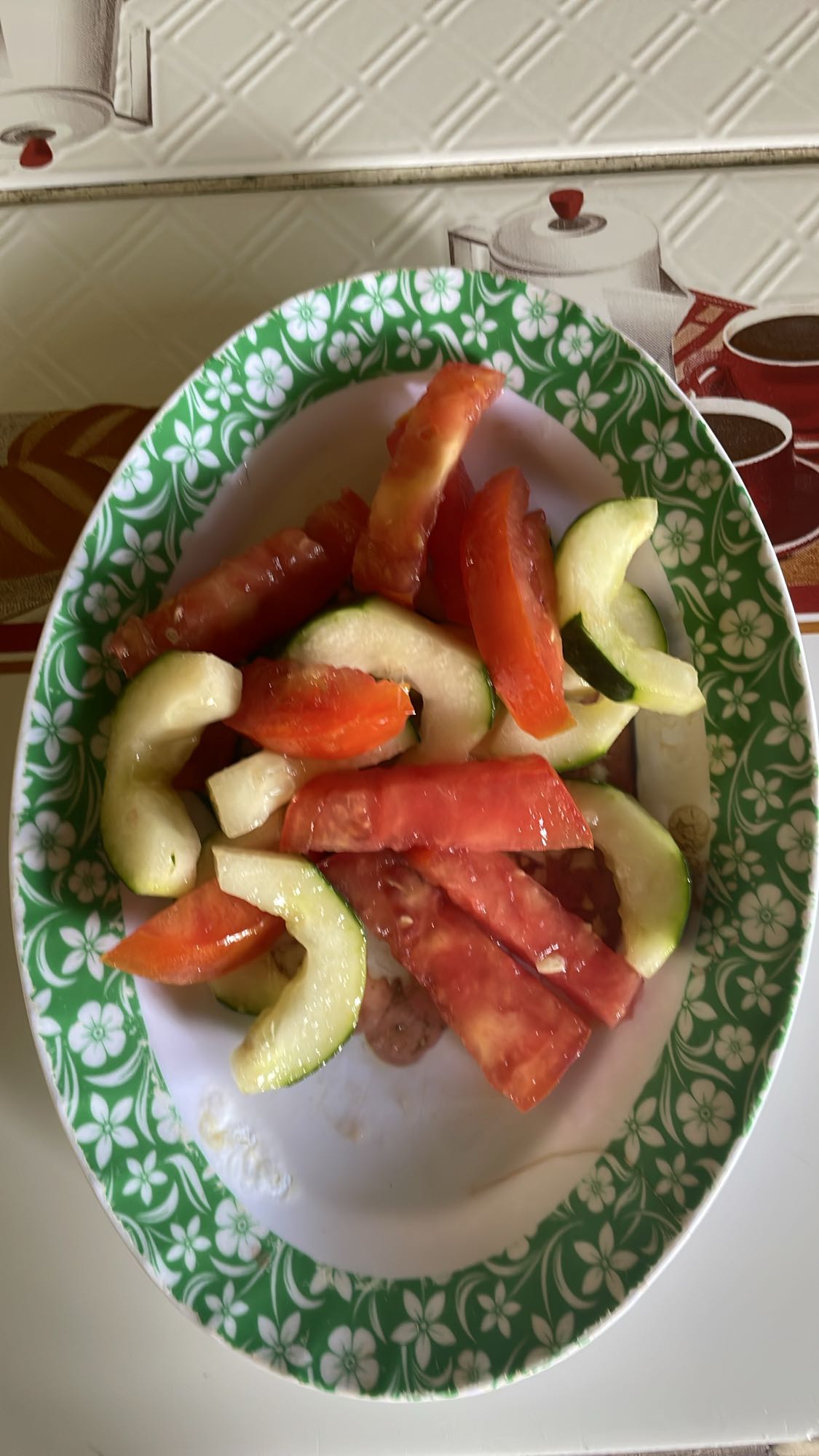 Ensalada de tomate y pepino