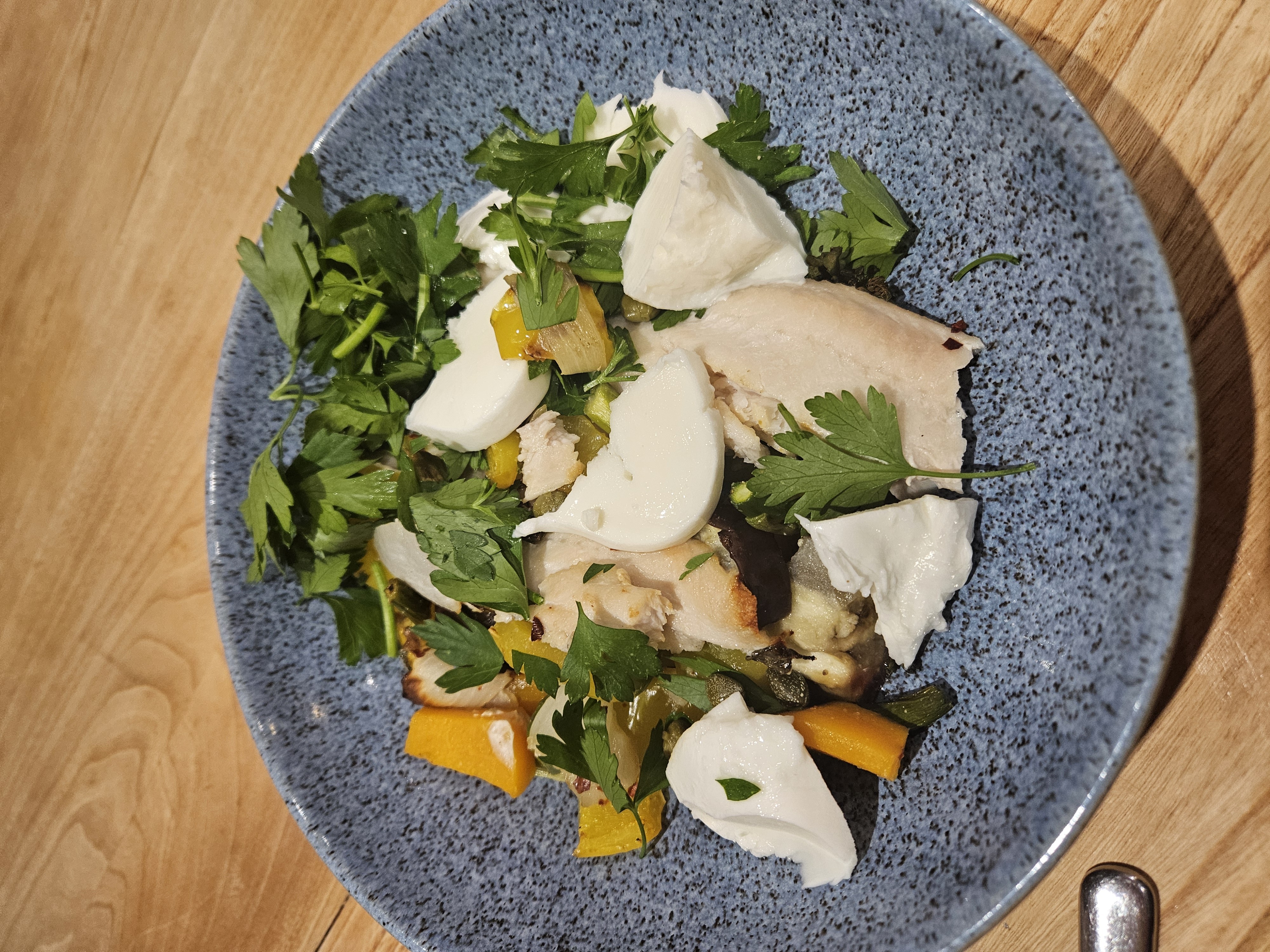 Fish Veggie Low-Fat Mozzarella Bowl