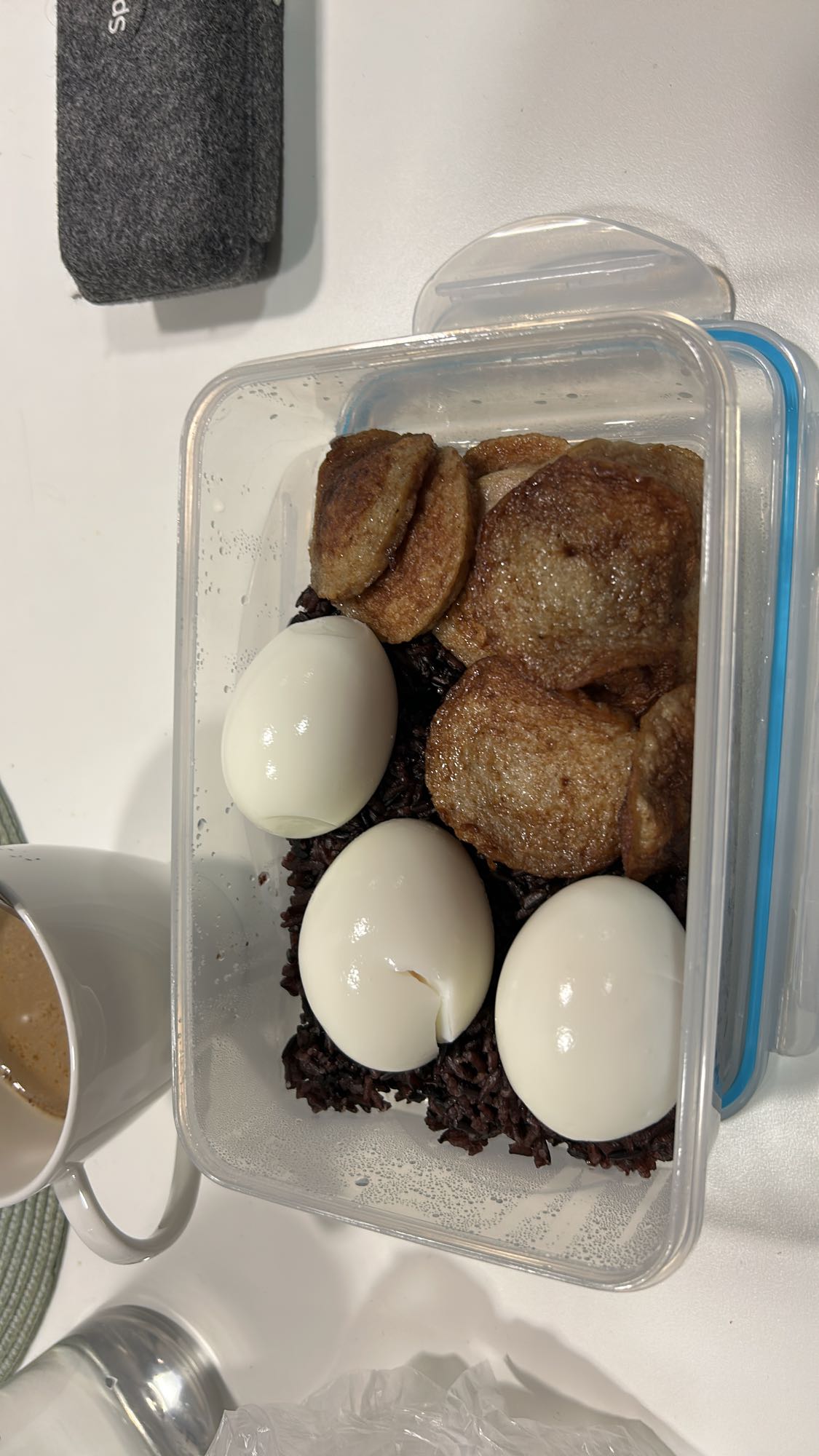 Eggs, ris og bananlapper