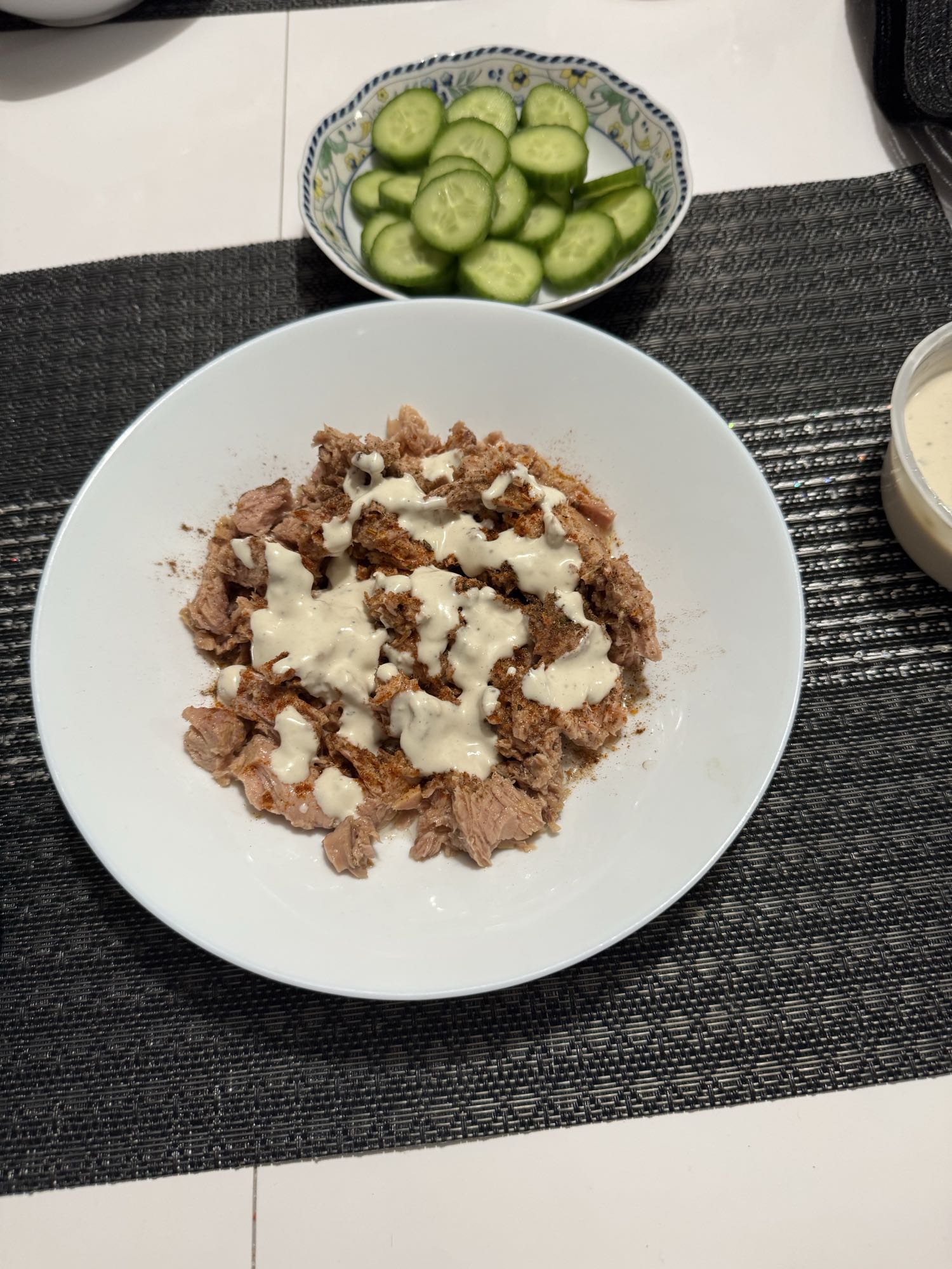 Thunfisch mit Sesamsoße