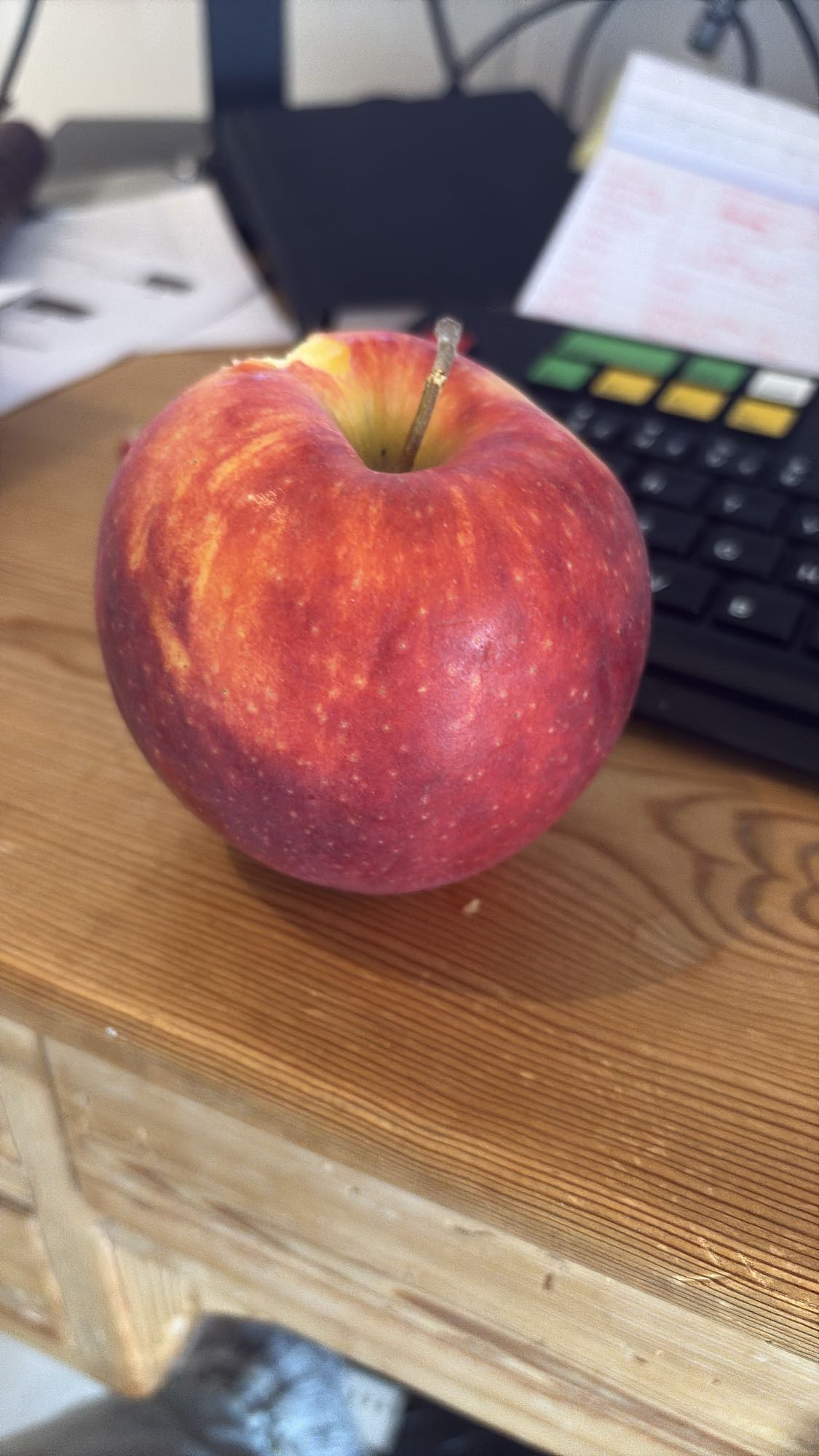 Röd äpple