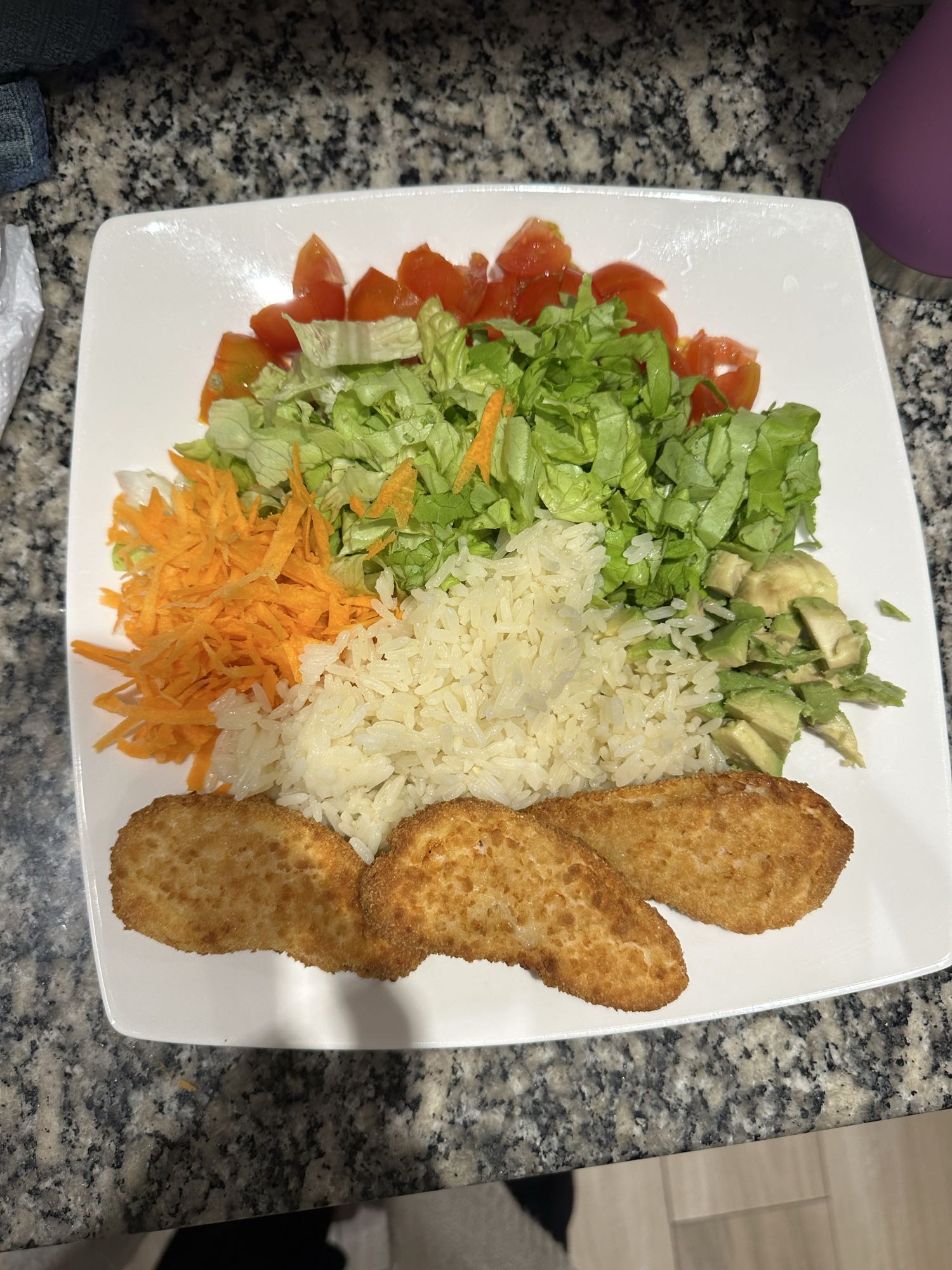 ensalada con arroz y pollo