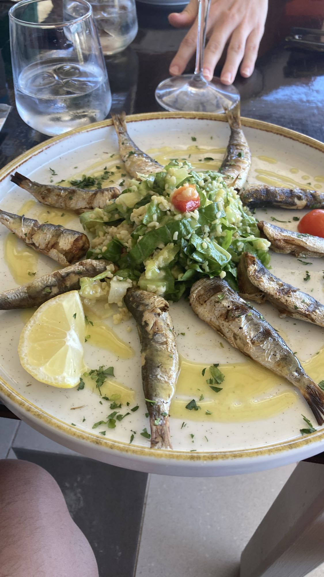 Grillad sardin med bulgursallad