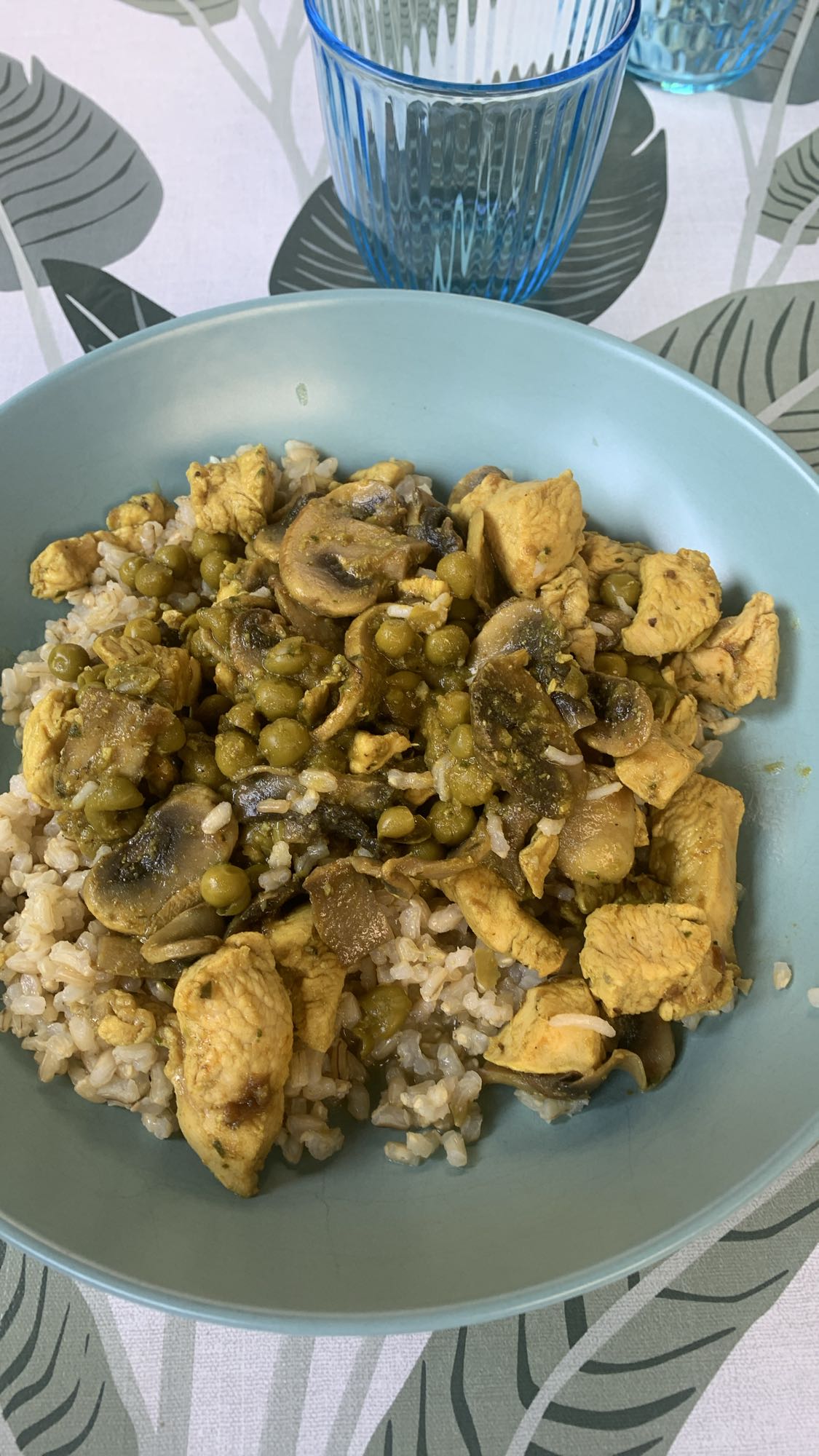Pollo con arroz integral